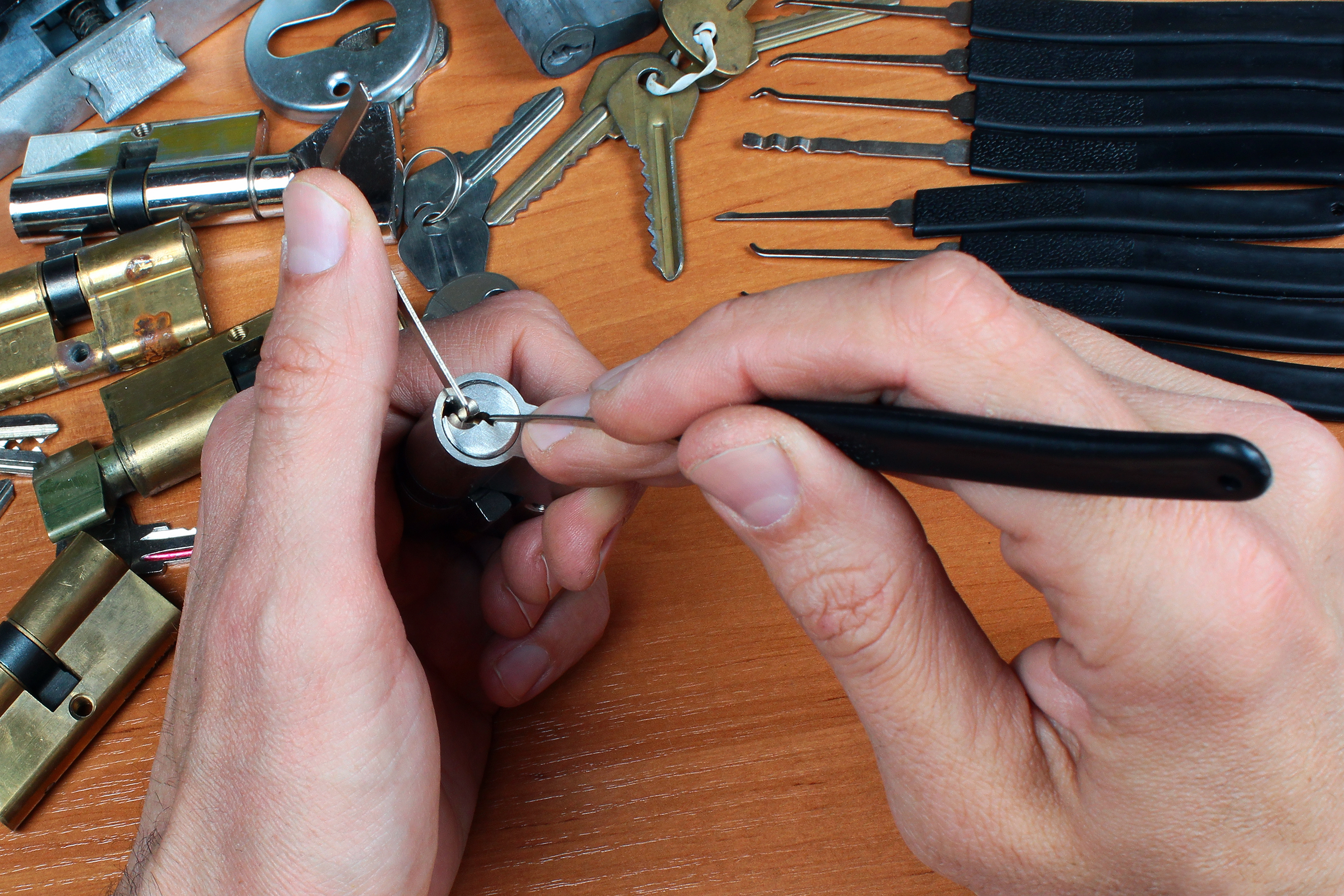 Metro-Keys Locksmith Service