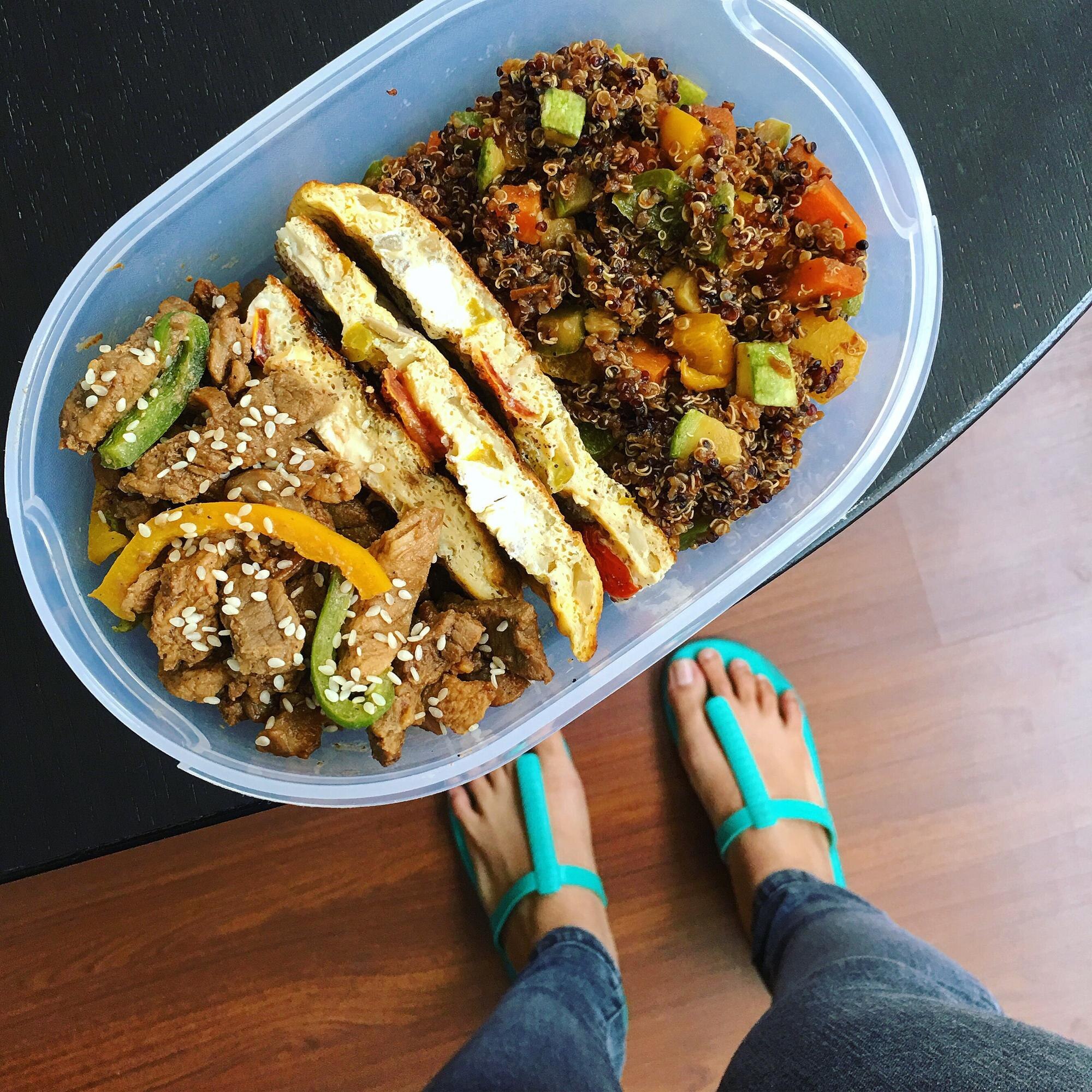 The Busy Chicagoan’s Guide to Nutritious Fast Dining (Without Missing a Beat!) 1 low section of woman standing by food on table b8588ca5d6d2891a0498