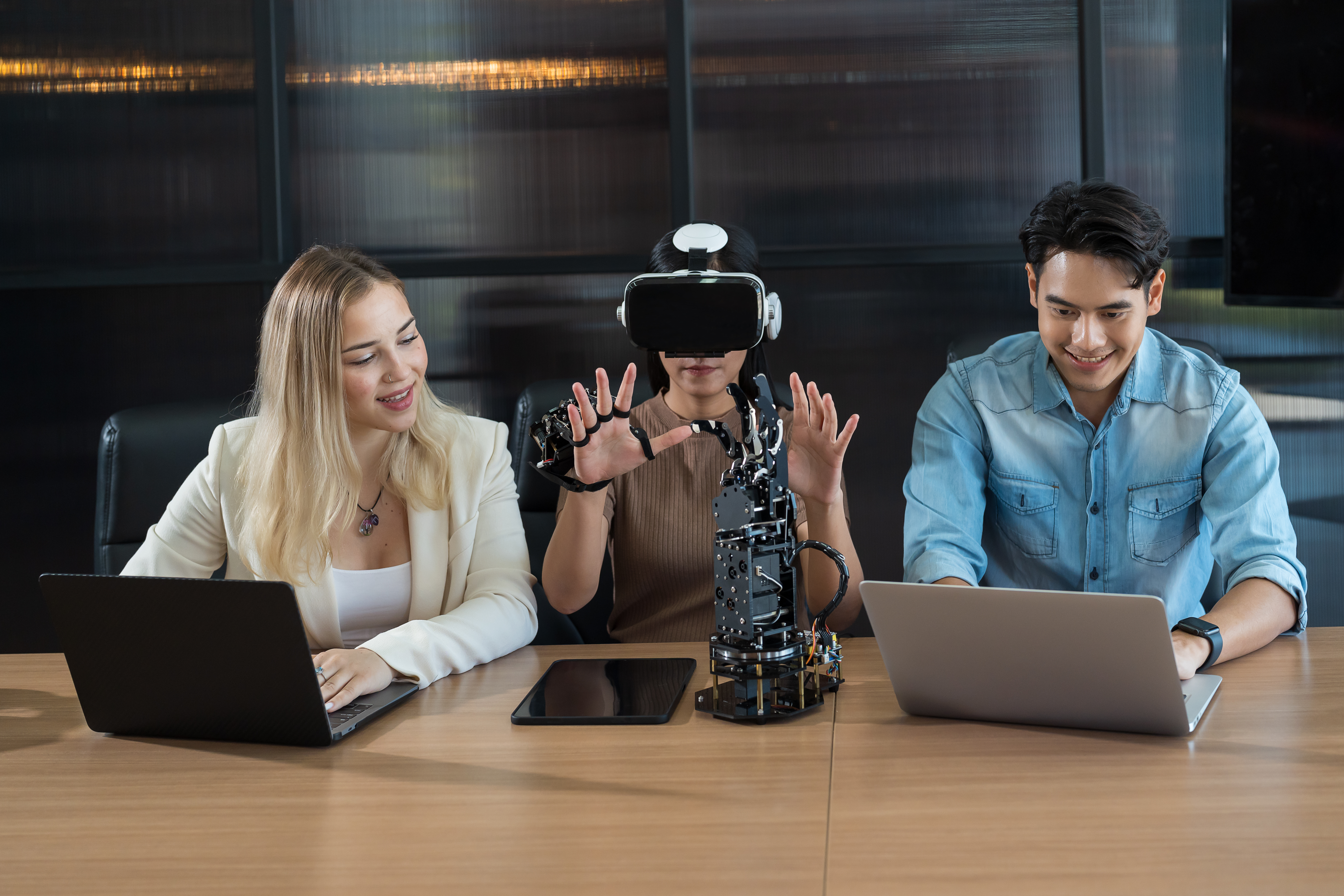 male and female engineer working with vr glasses c f75704be0da2207183f5
