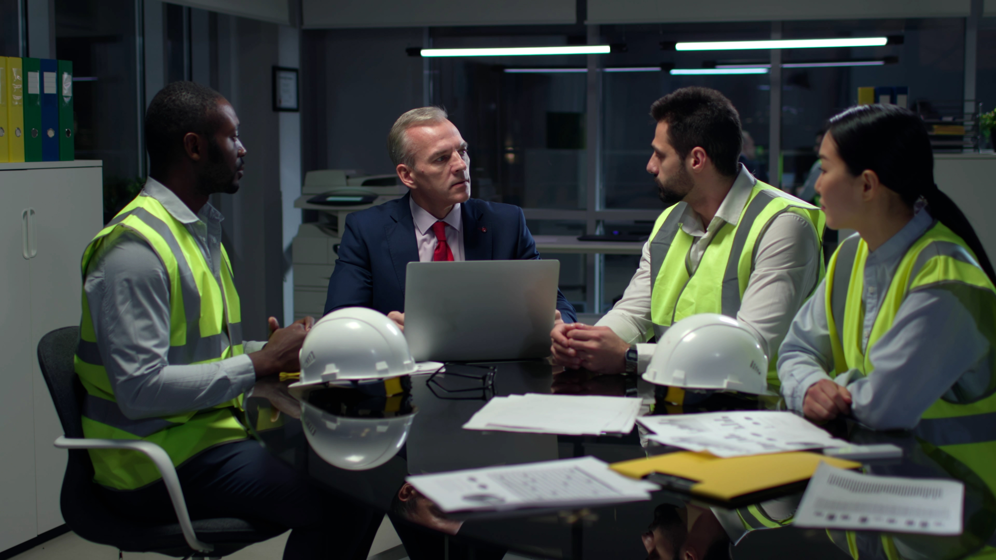 mature businessman having meeting with industrial d852076d6ab417bc470b