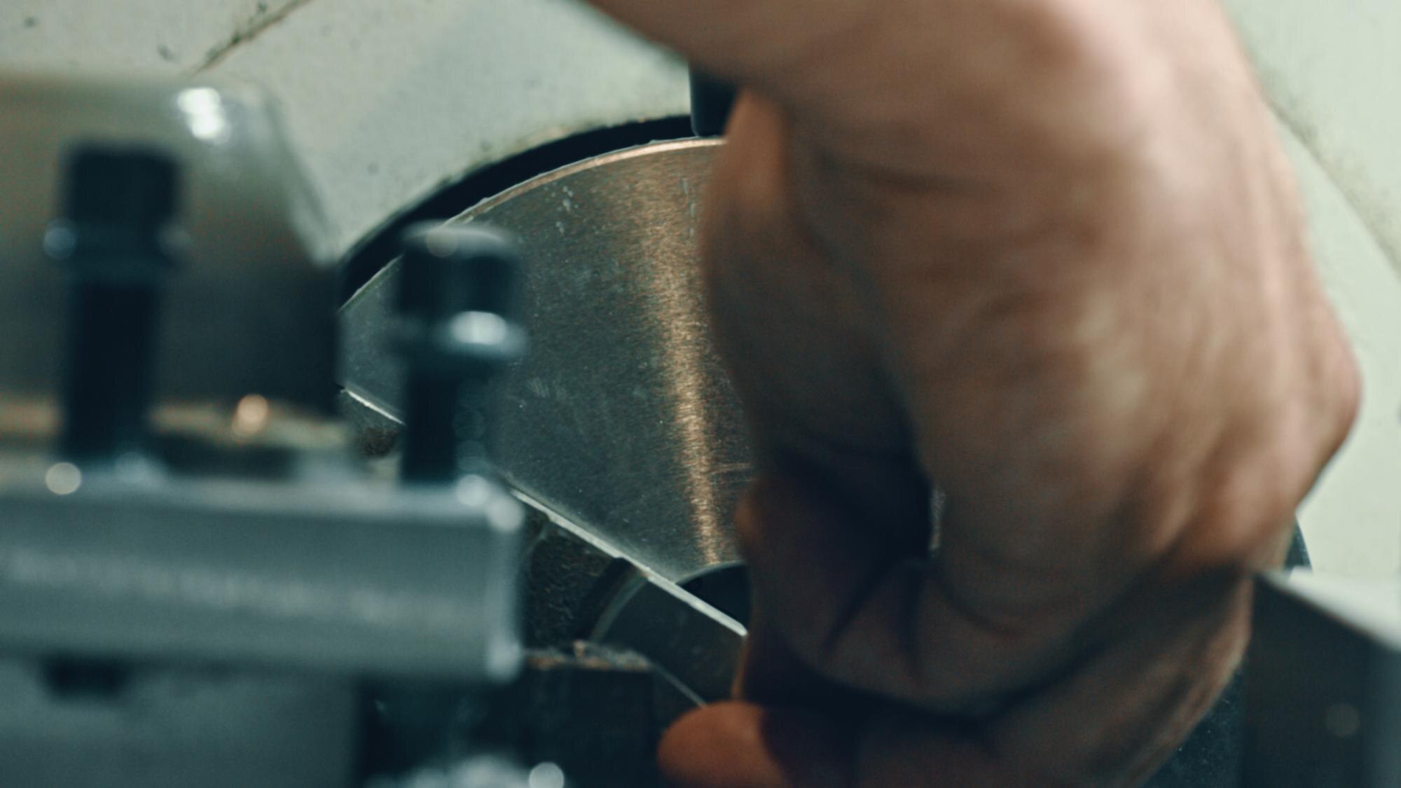 Precision cutting in construction and manufacturing: stay on‑spec, on‑time, and on‑budget 2 metalworker operating lathe machine and holding me 5e8843feb4a467d09c7c