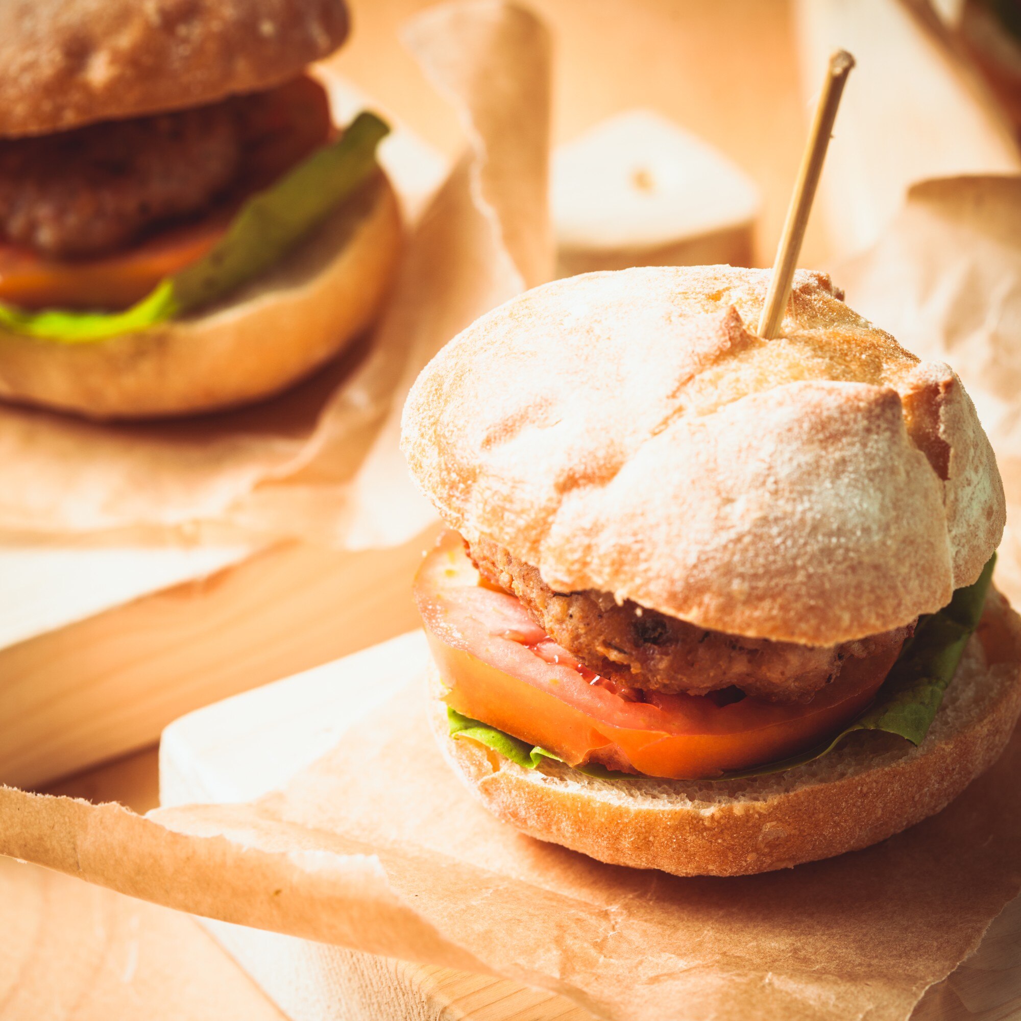 mini burgers with tomato lettuce and meat cutlet 977dcd00164ec232d8af