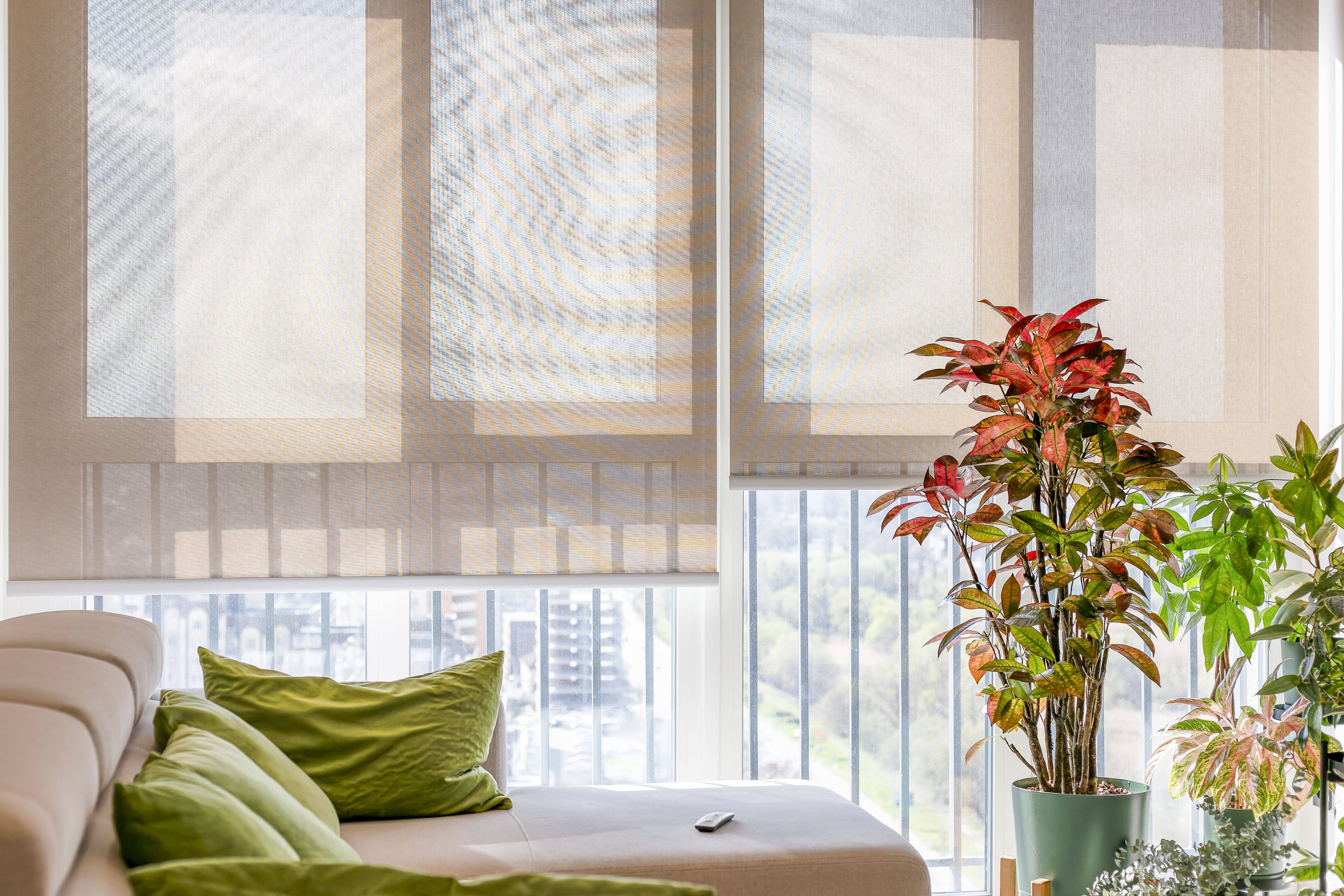 motorized roller blinds with remote control 481b837540346005cea2