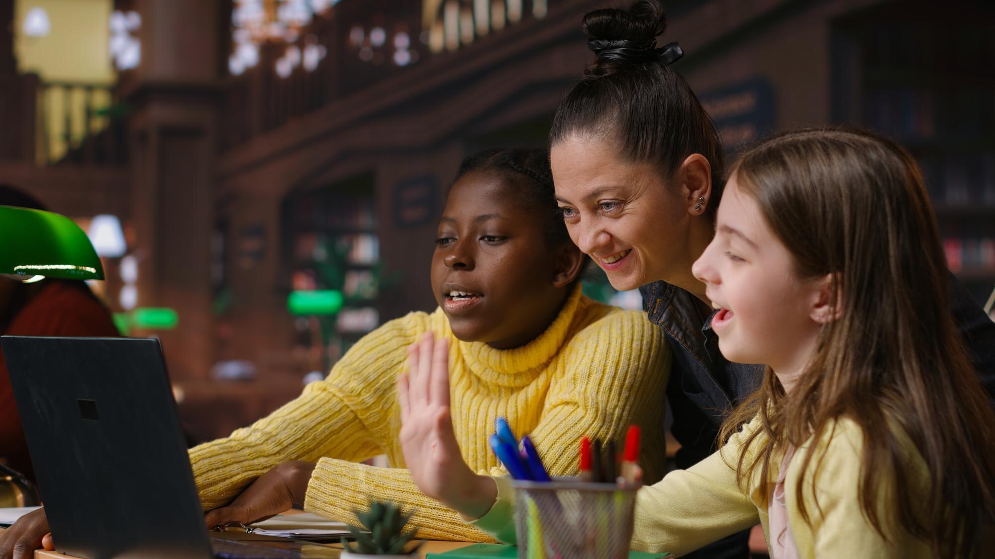 Multiethnic Scholars In The Library Engaged In Rem Cb0df3e8b60c542b5fba