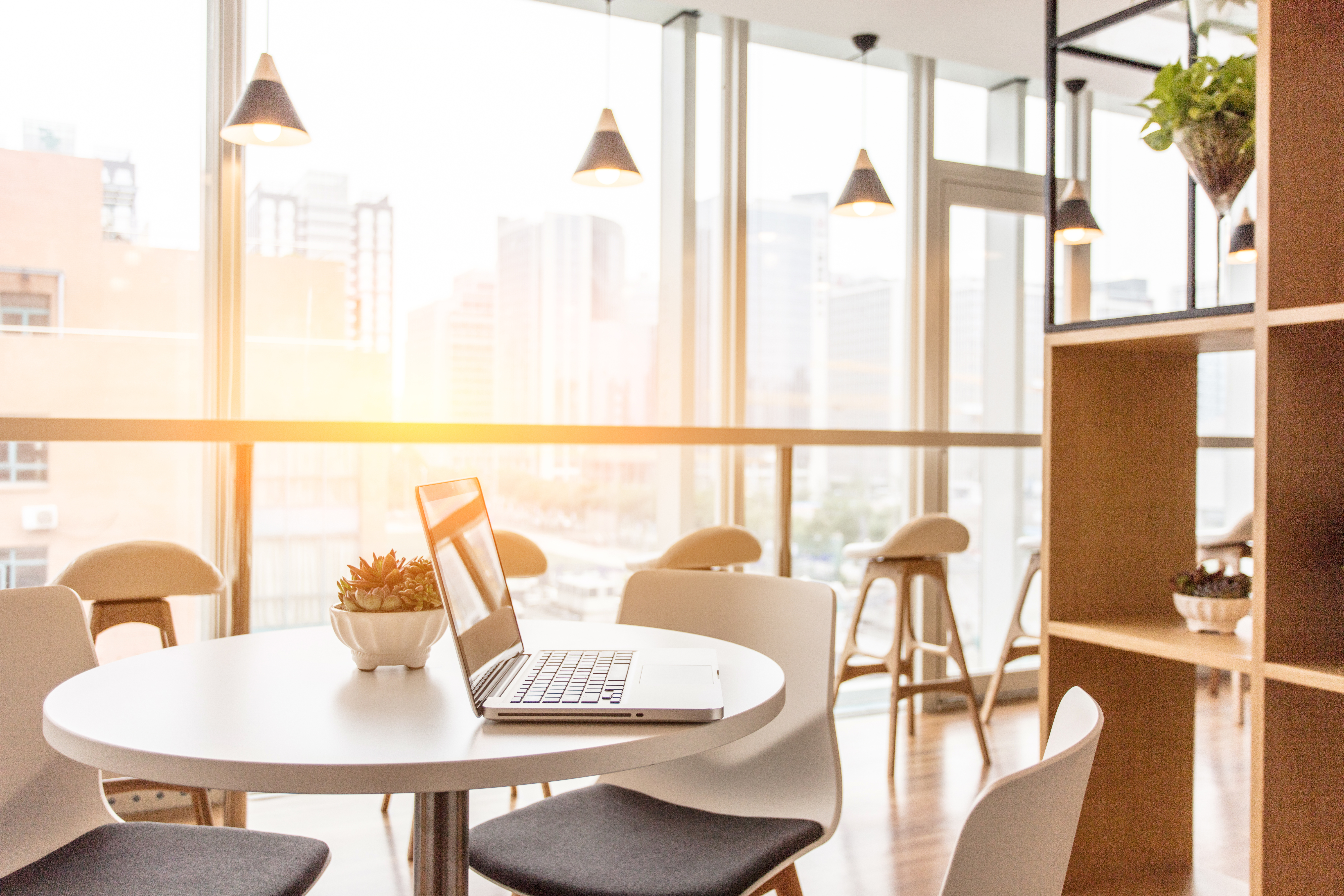 open and comfortable office space 0e379ae94e6978bd2f41