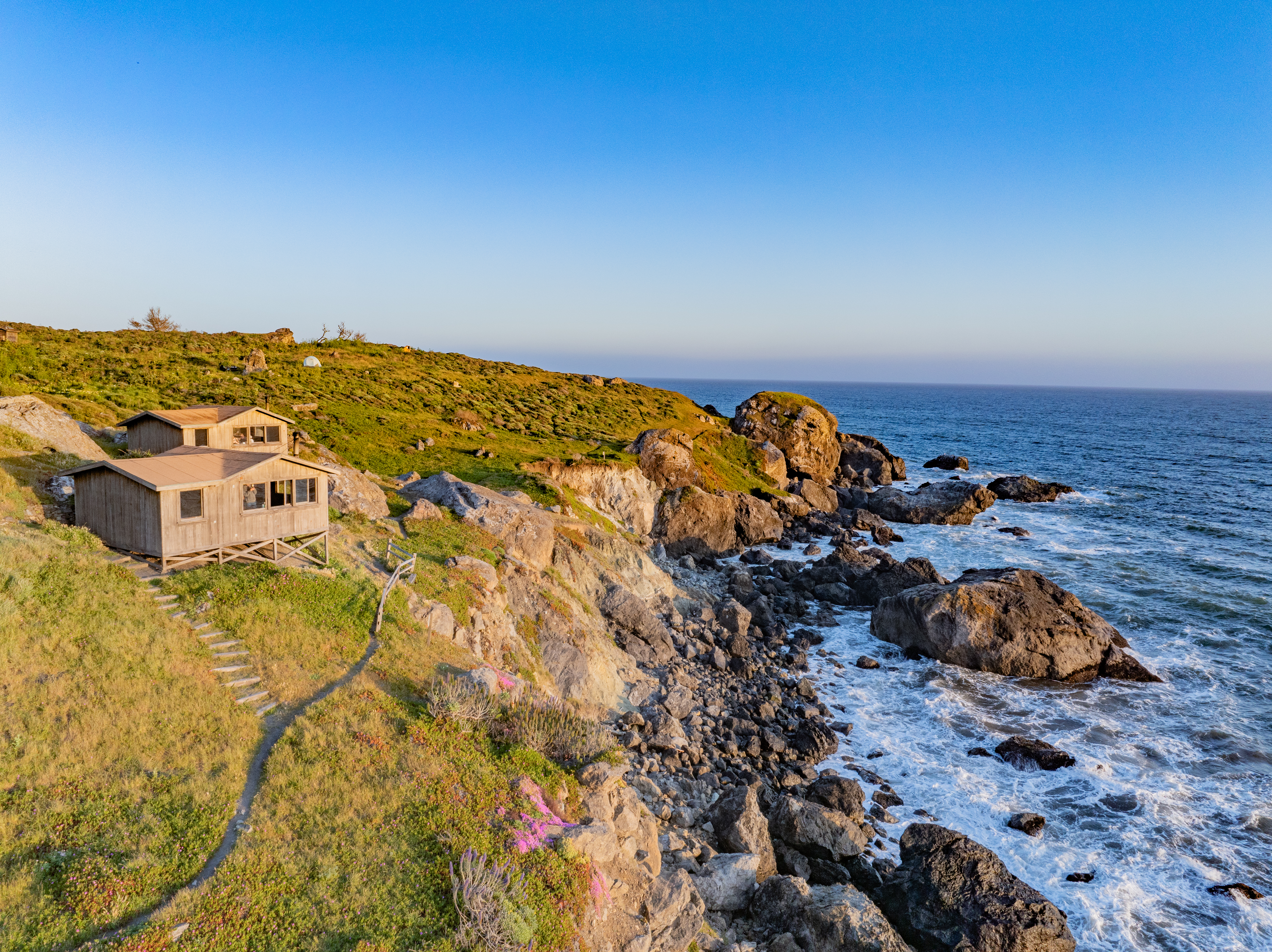 pacific coastline sunset 6df672cb4183930d2e24 BTOURS