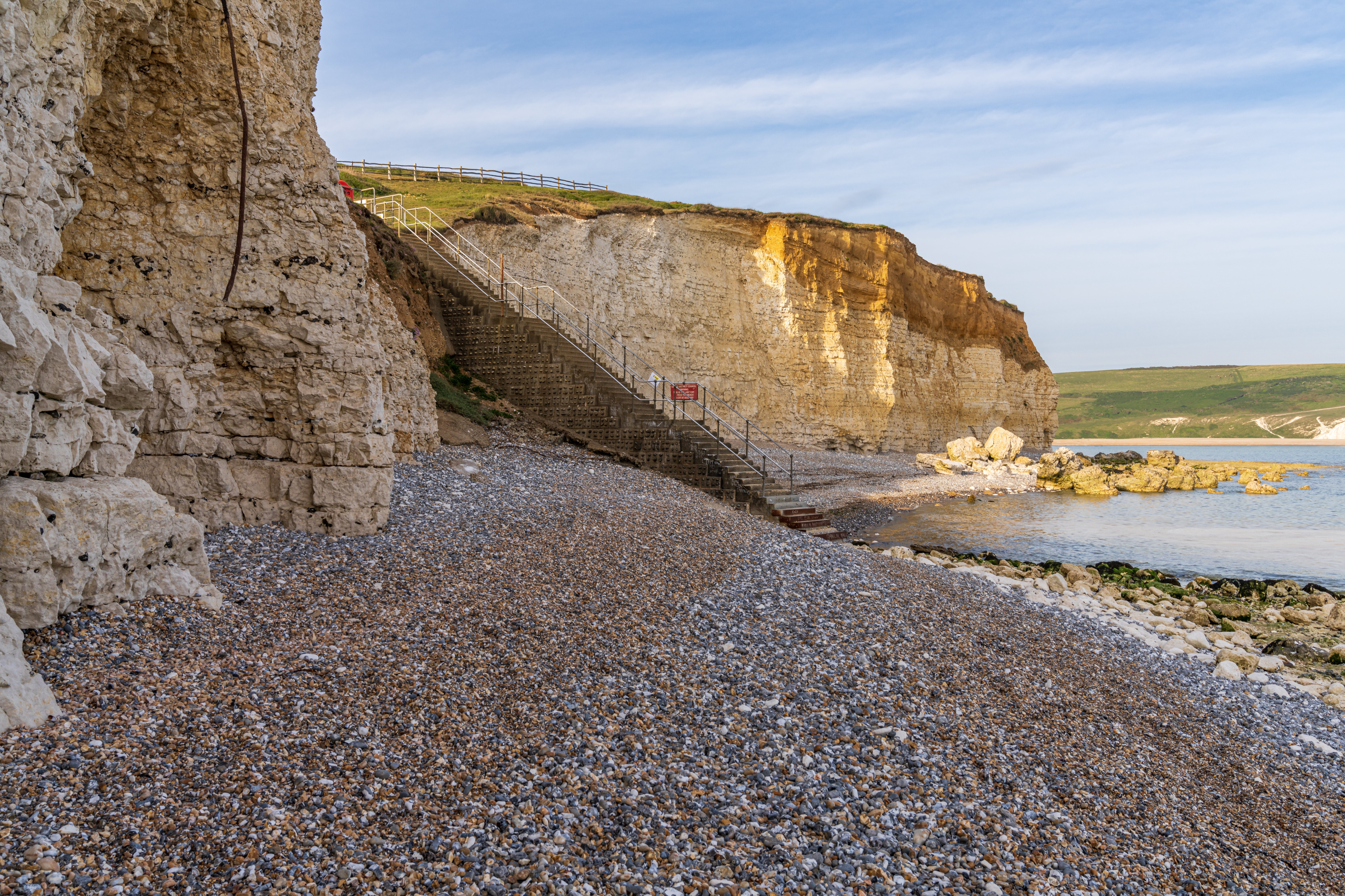 pebble beach and cliffs in cuckmere haven east su 8b3eab8ebeb8625cd9a3 BTOURS