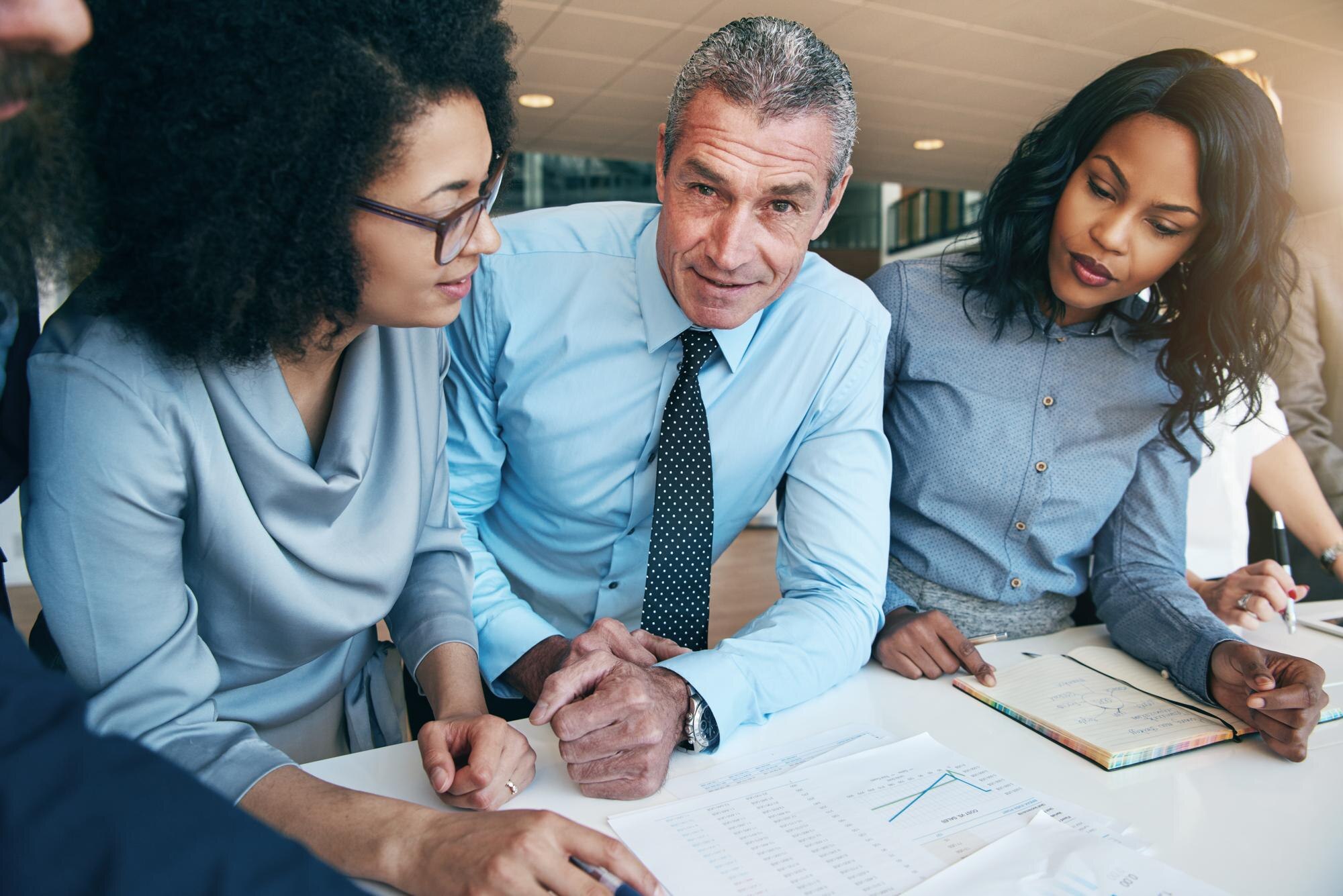 Estrategias Fiscales Imprescindibles para Administradores de Propiedades: Maximiza tus Ganancias con Caprioli Contadores