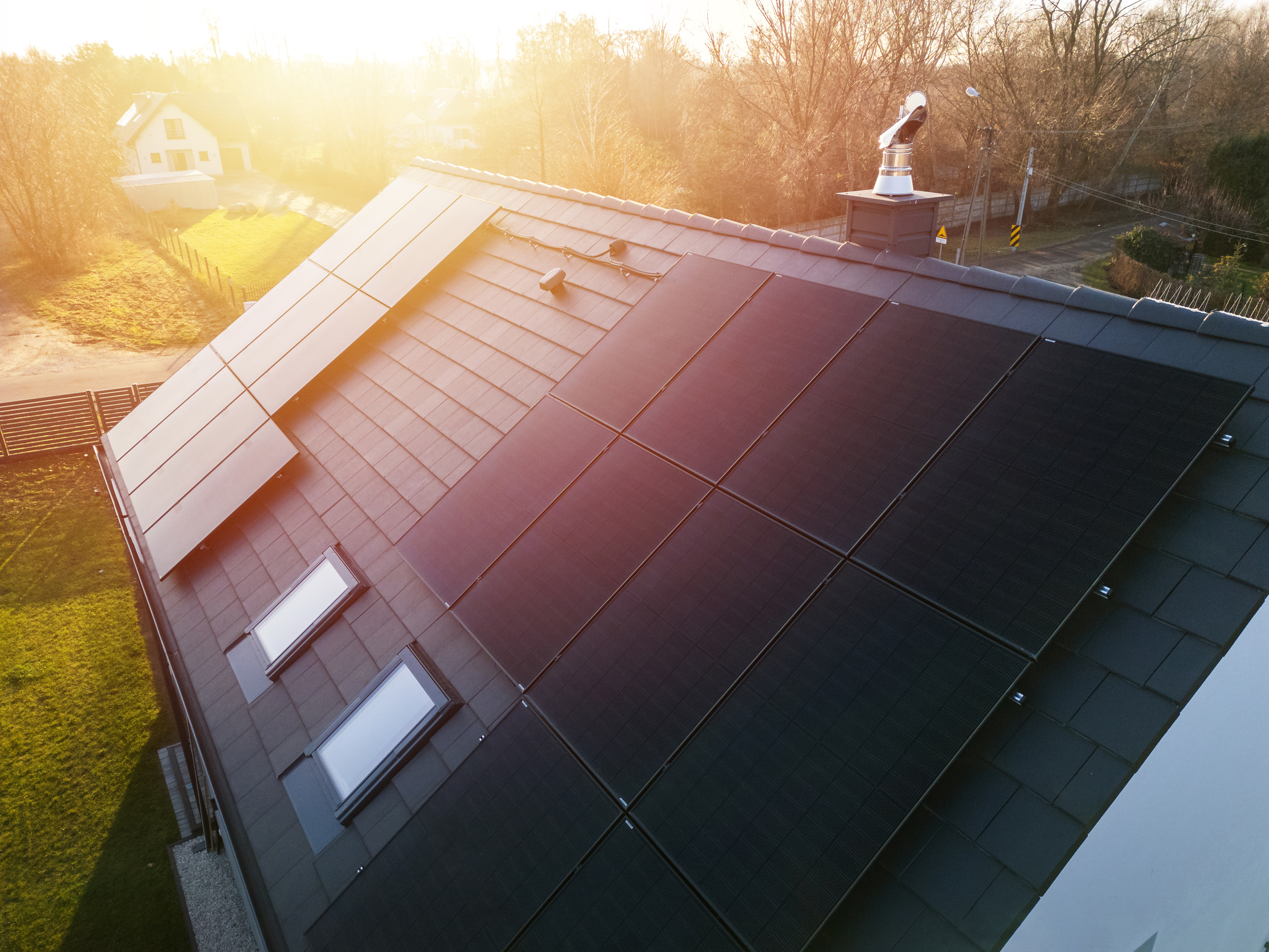 Smart Home + Solar: The Oklahoma Homeowner’s Guide to Maximum Efficiency