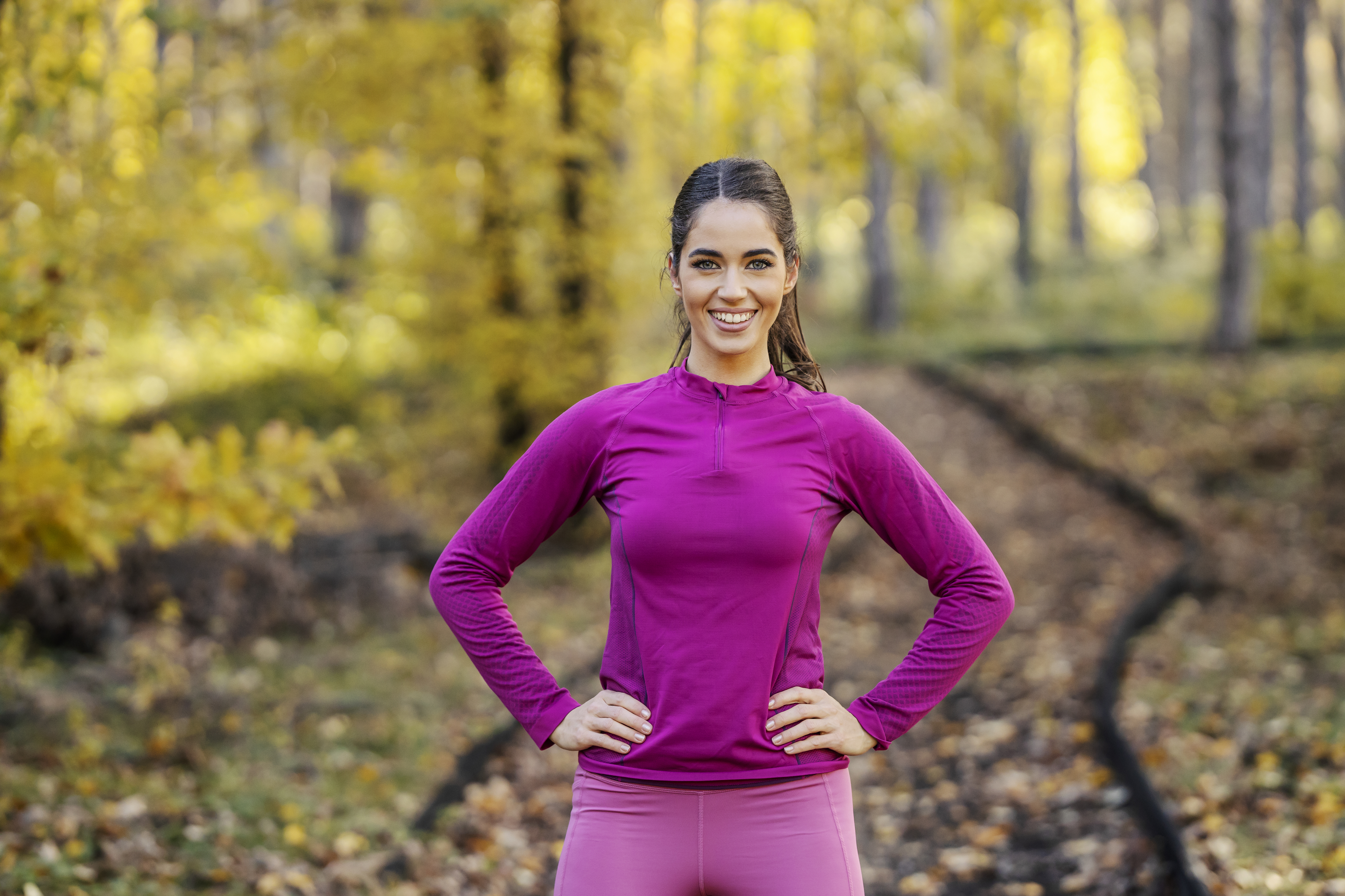 portrait of a confident sportswoman standing in na 98f9eb3eff47c62d6f53