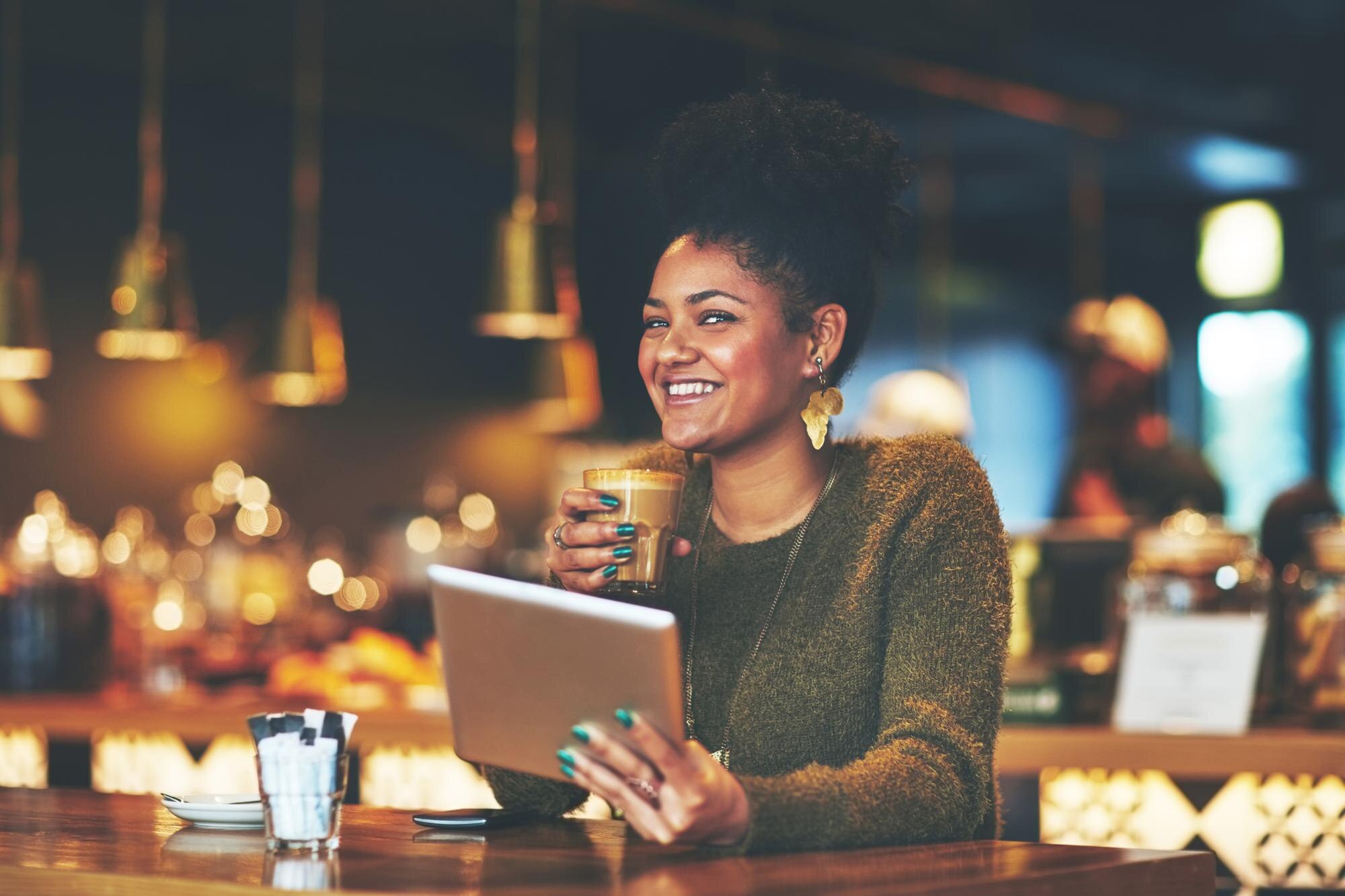 Contabilidad en la nube para Airbnb y restaurantes: simplifica tu gestión financiera y optimiza impuestos