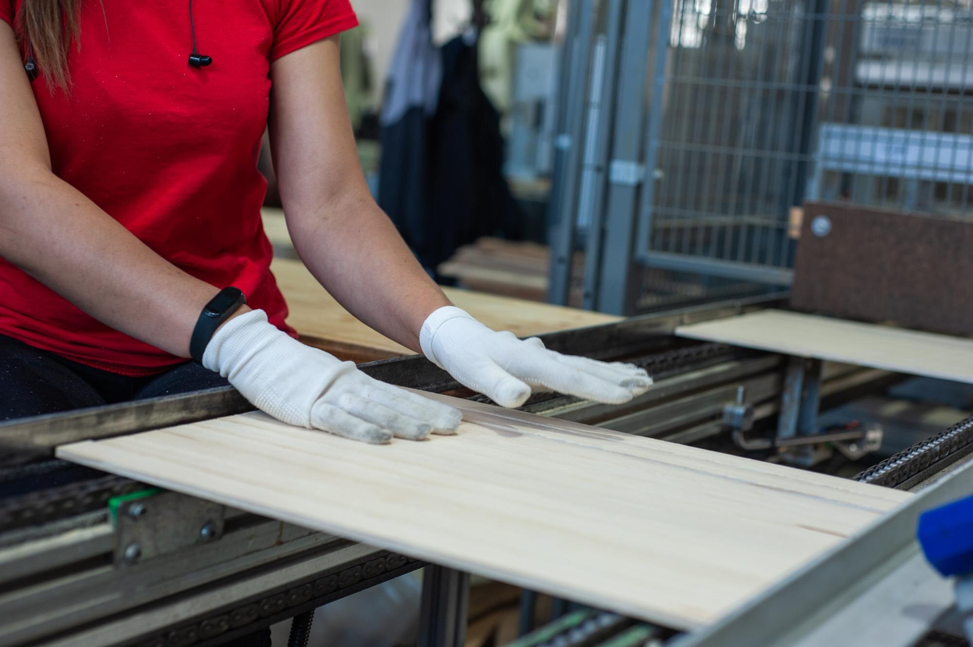 DIY Plastics: Top tips for cutting, drilling, bending and bonding sheets and rods 2 production of wooden products modern production te 39a530f1d0064f1a4cbb
