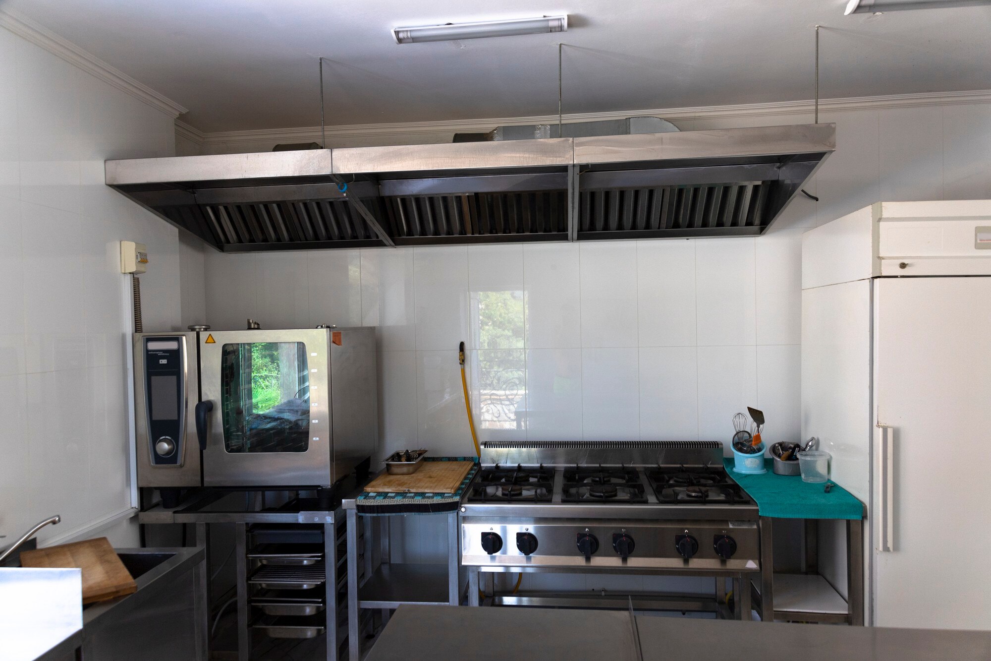 Commercial Kitchen Exhaust Cleaning: Hidden Grease, Real Fire Risk, and NFPA 96 Compliance