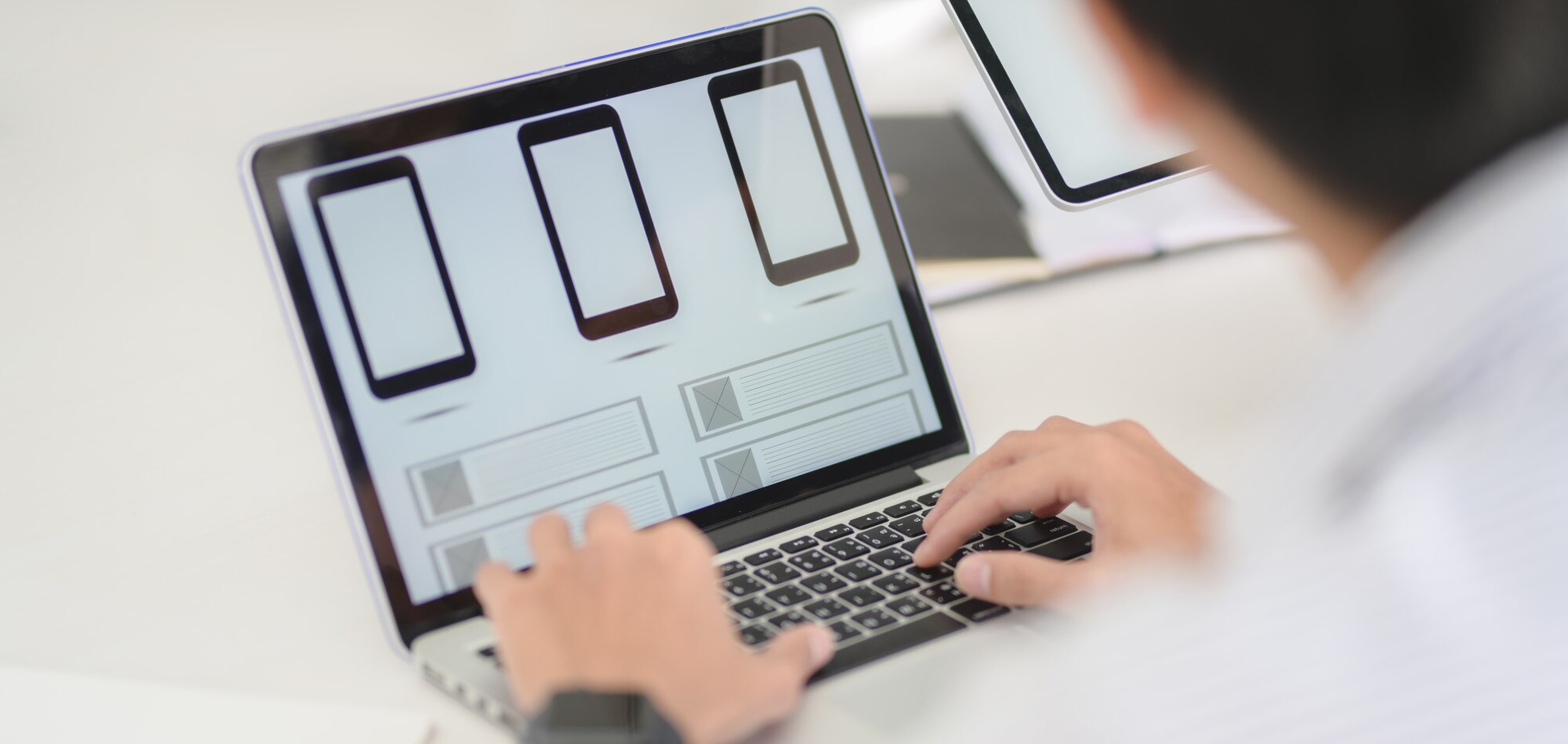 Enhancing E-commerce: Shopify and Klaviyo Integration with Defyn Digital 10 professional ui web developer working on smartphon 7f38544297d3582e9f8d