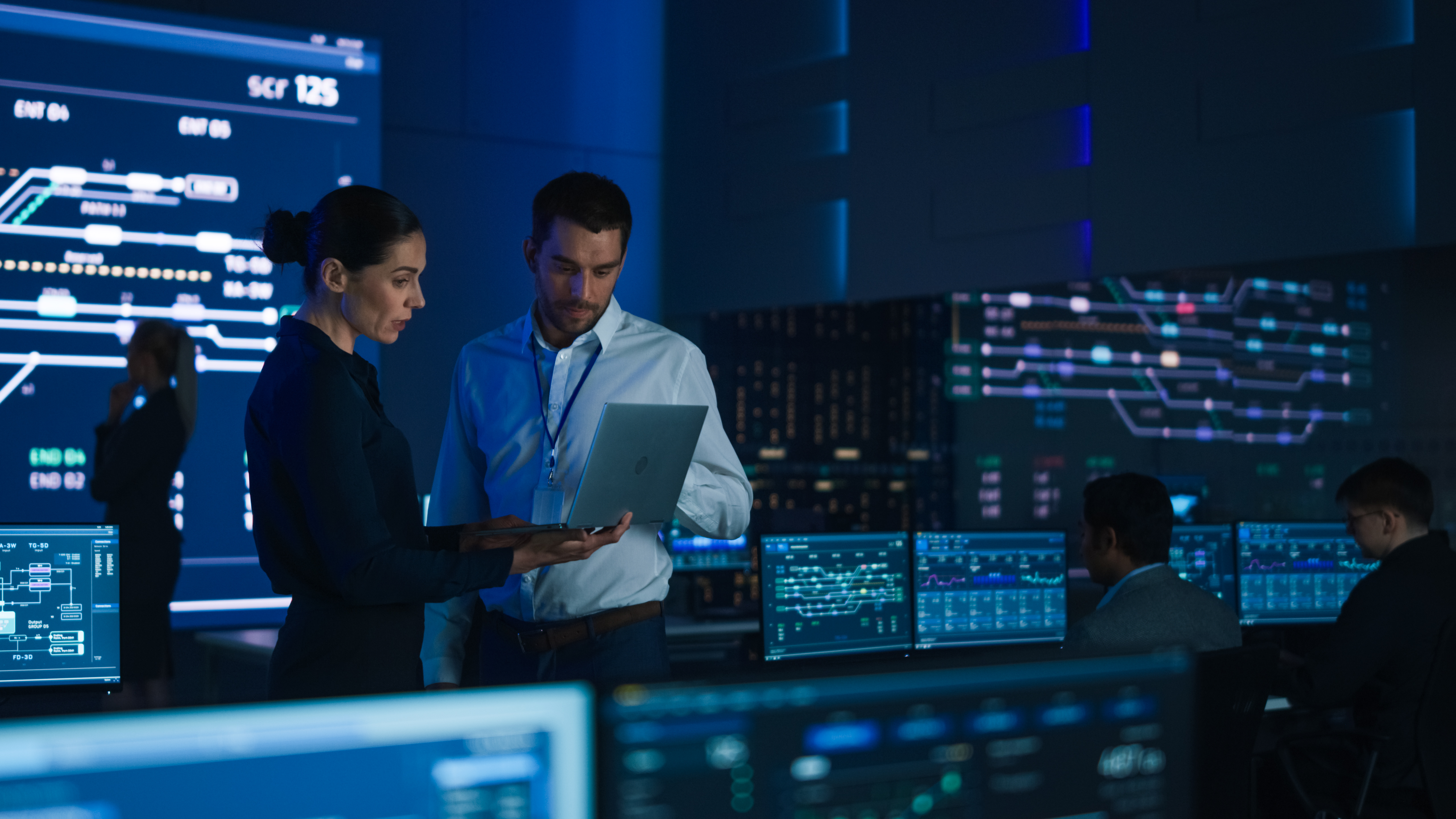 project leader and chief executive discuss data sh 8c779828e43b9ff0cd39