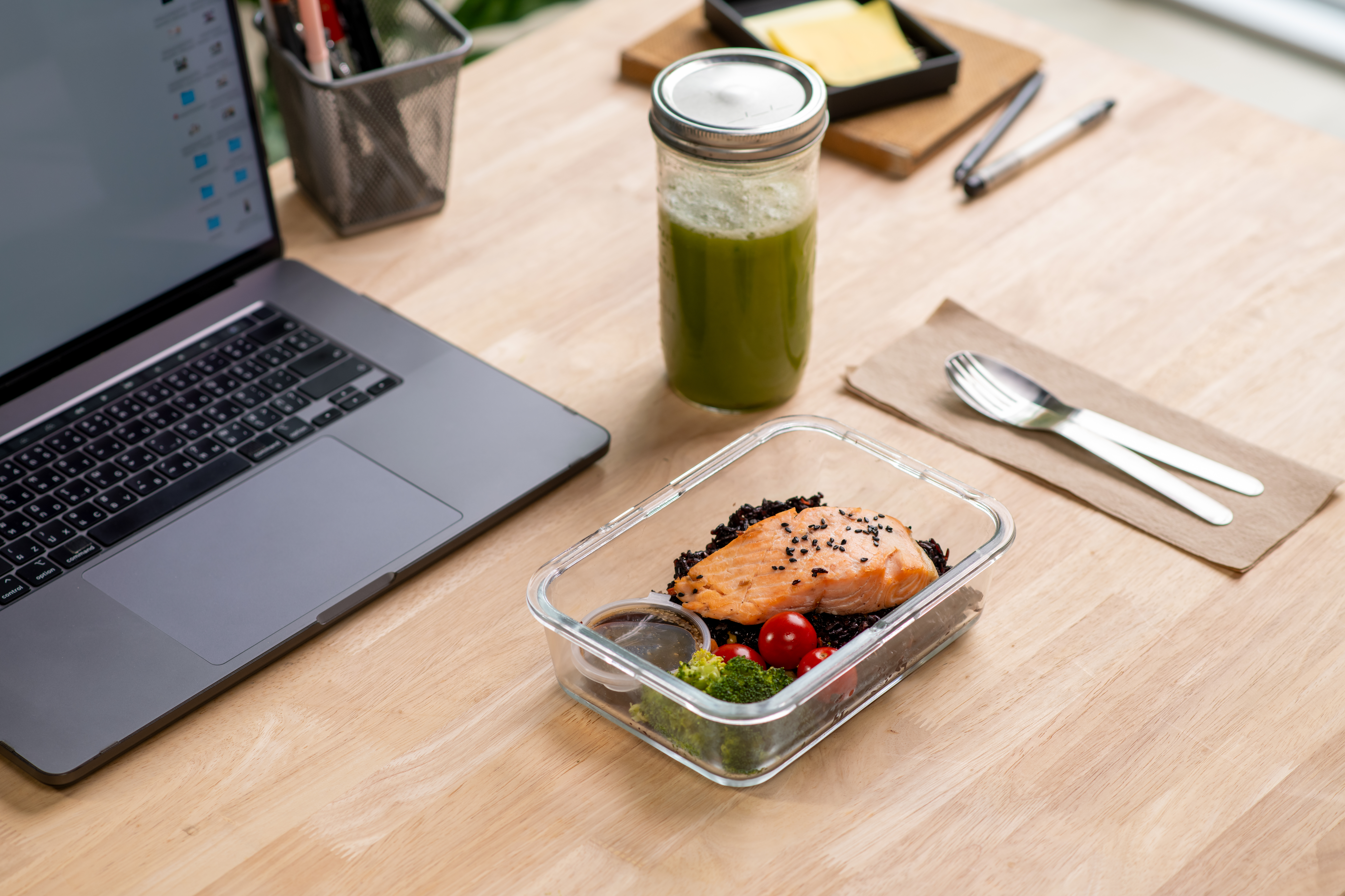 salmon and riceberry meal prep container on the of 9ccce77e755cc6bbb547