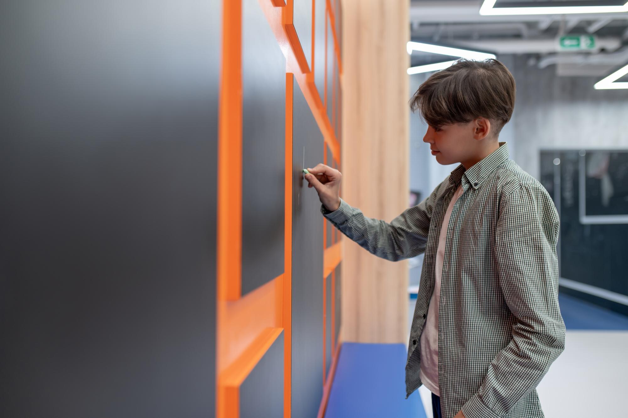 Top Applications for Custom Fabricated Plastics in Trade and Commercial Projects 2 school corridor a school boy standing near locker 47ac02eca85530dfc01f