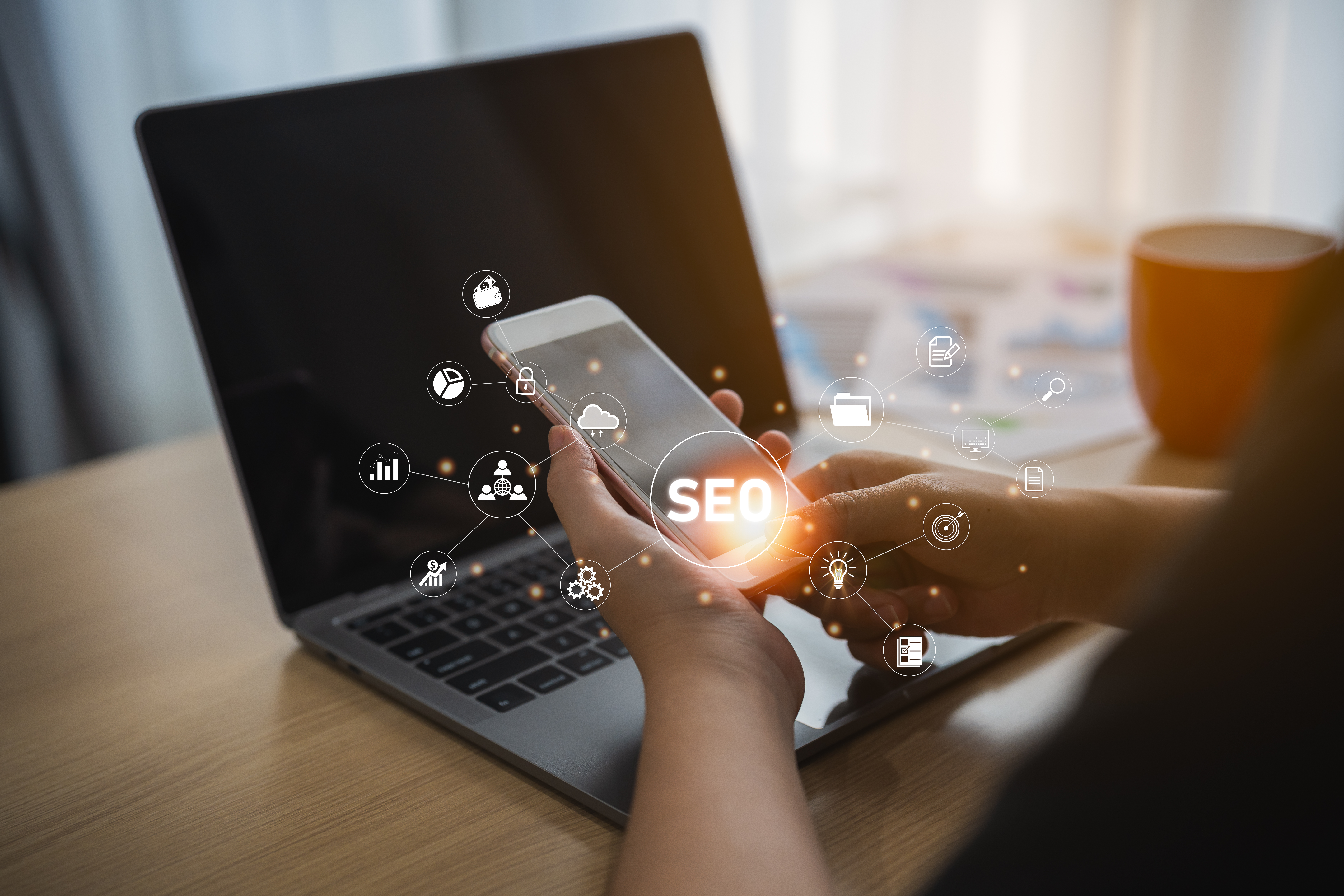 search engine optimize women use mobile phone lap 2eaf41a62180567fc21b