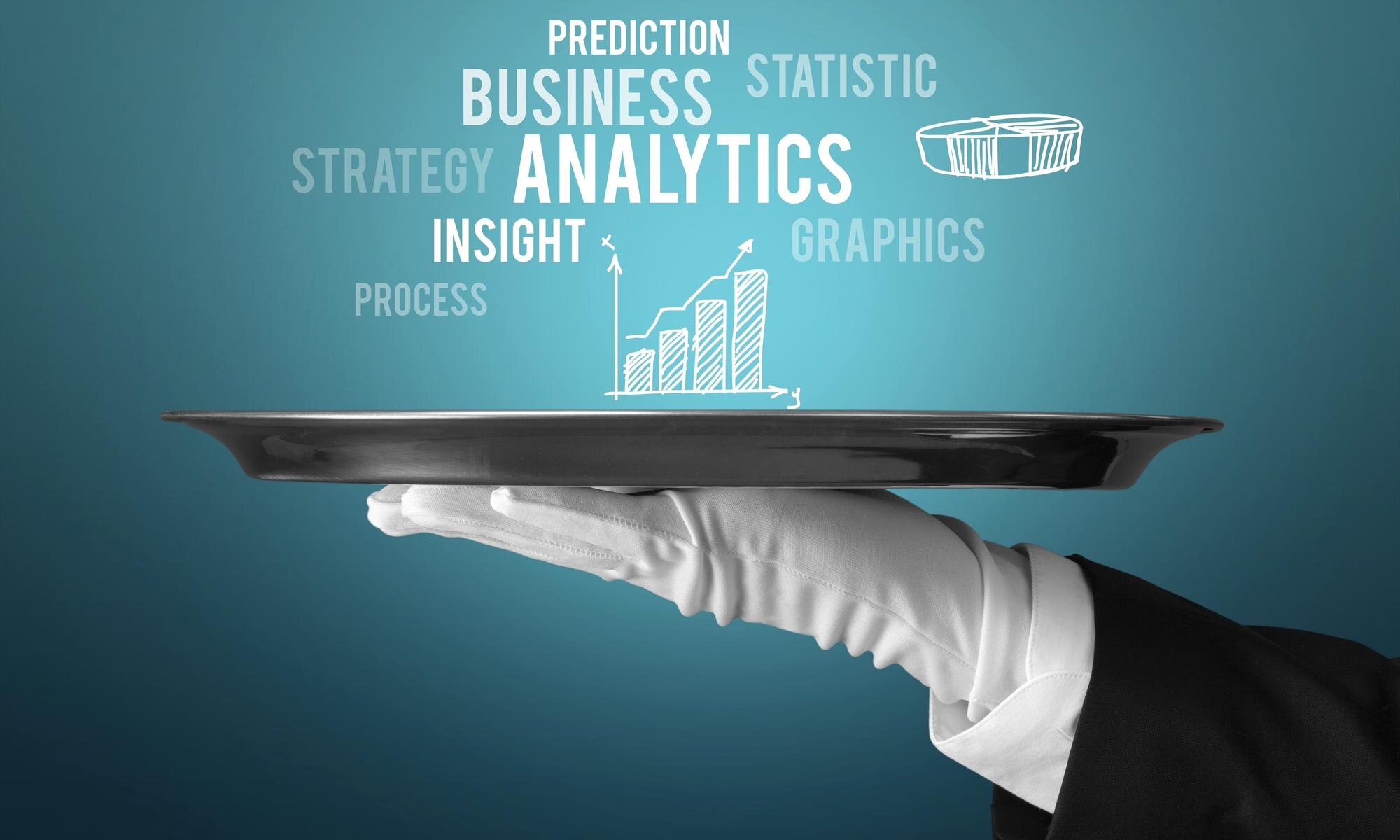 service human hand butler tray dishware serving as 552be331092424b6a08b