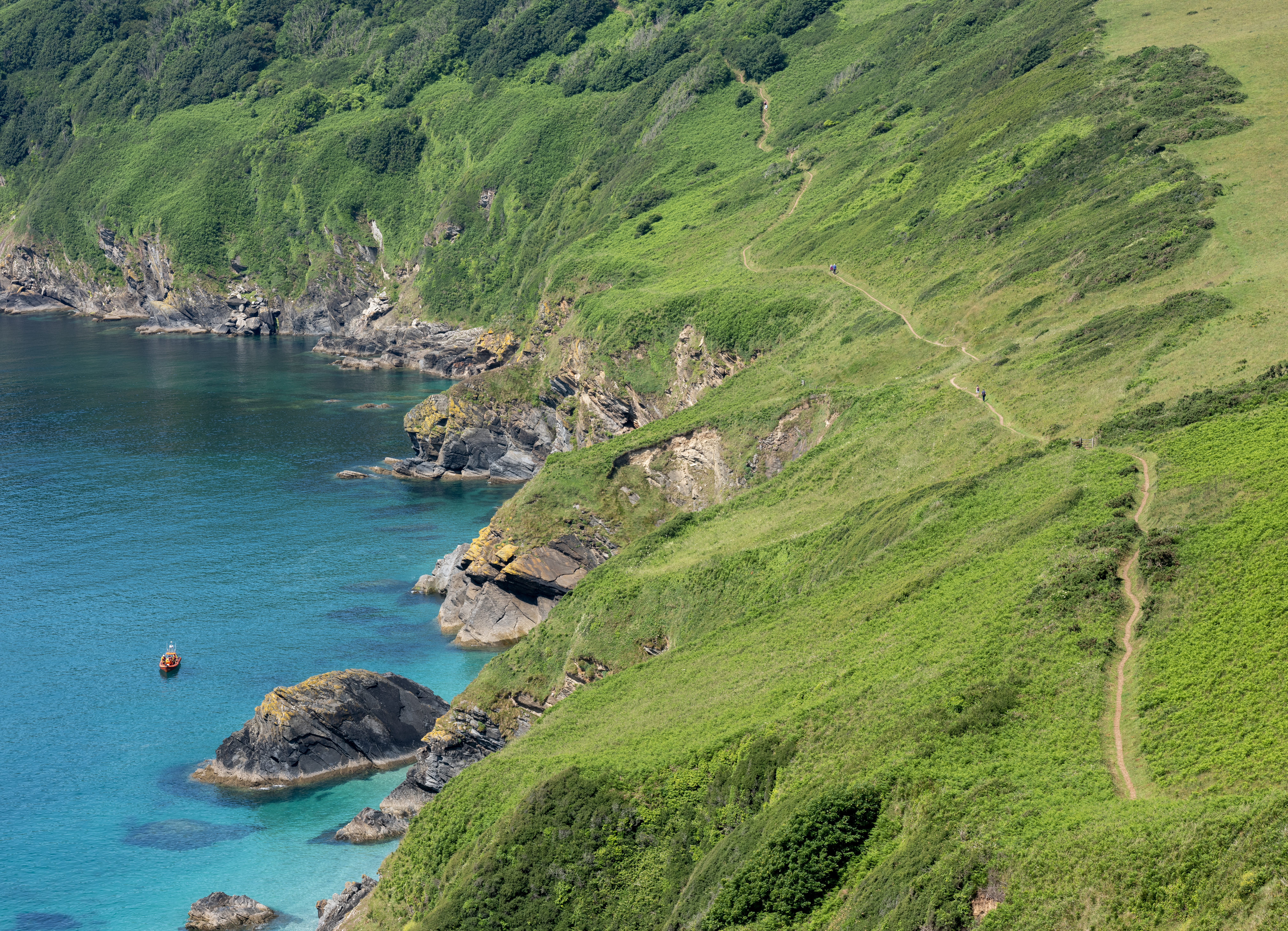 south west coast path at lantic bay in cornwall dfd62ee2ab2e907720ea BTOURS