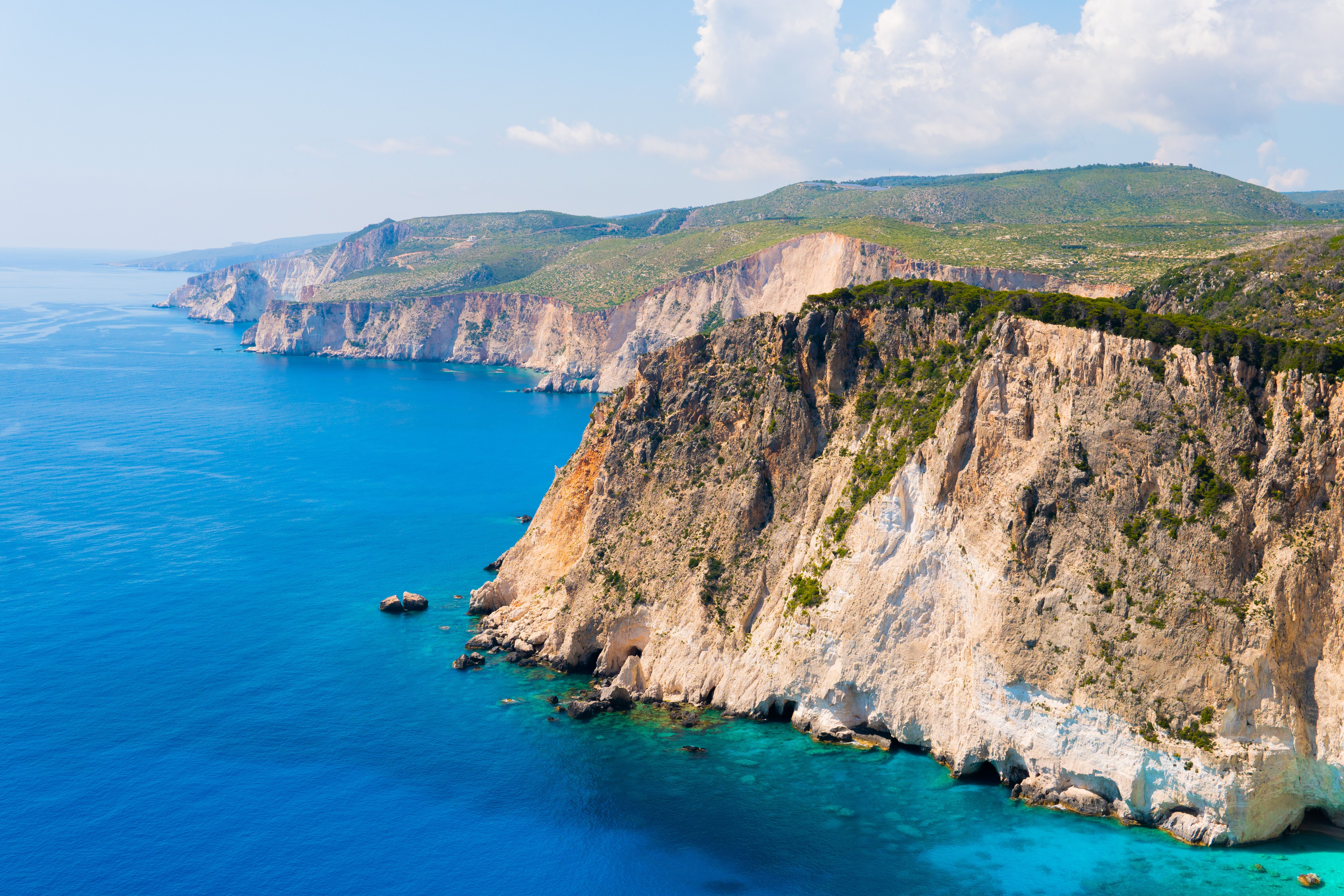 Island Hopping in Greece: Crafting Unforgettable Adventures with BTOURS 5 stock photo depicts an aerial view of the zakyntho be867b9a4c5d62e820dd BTOURS
