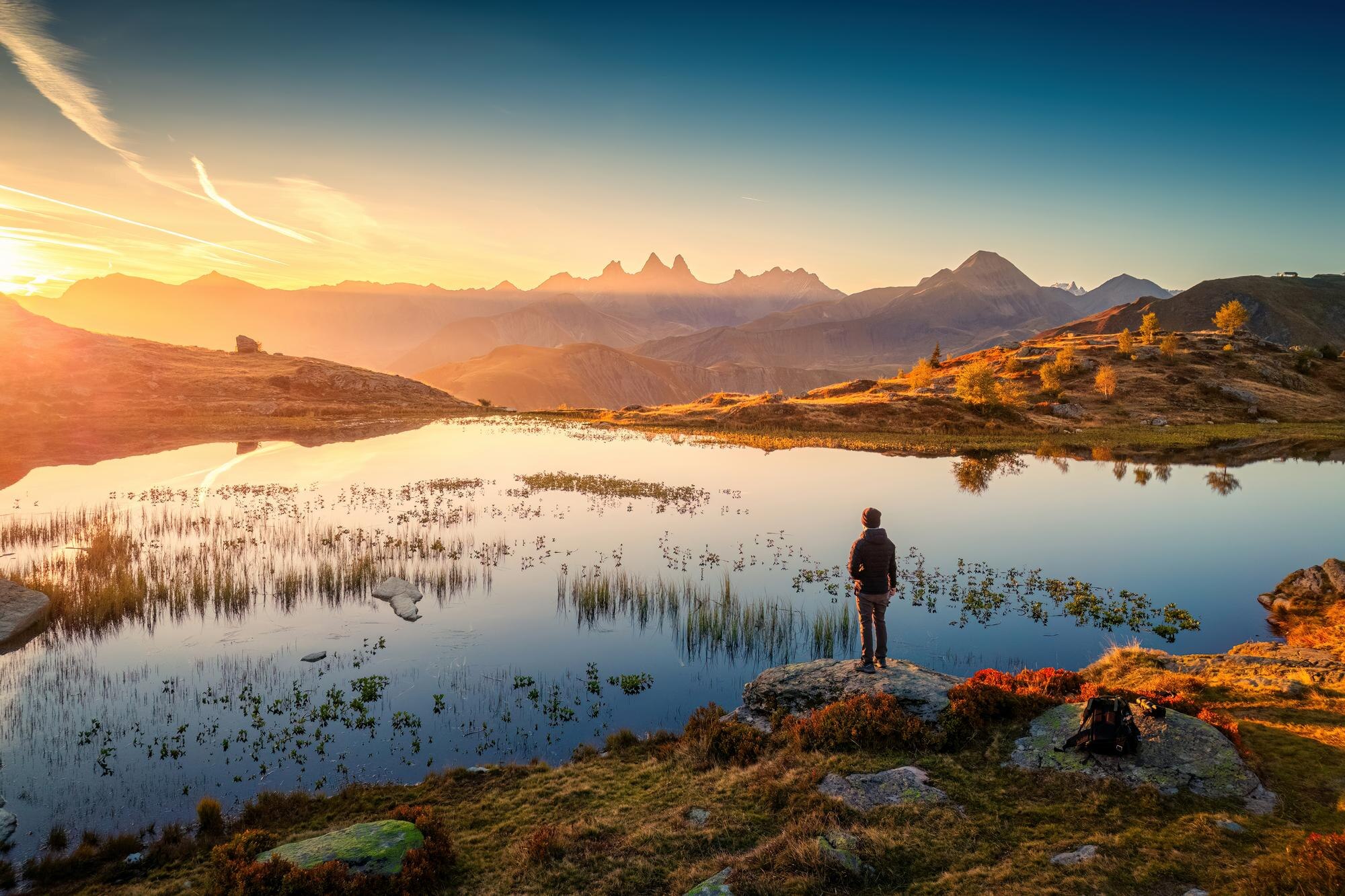 sunrise shines over lac guichard with arves massif 1a7aa166654b322fbf23 BTOURS