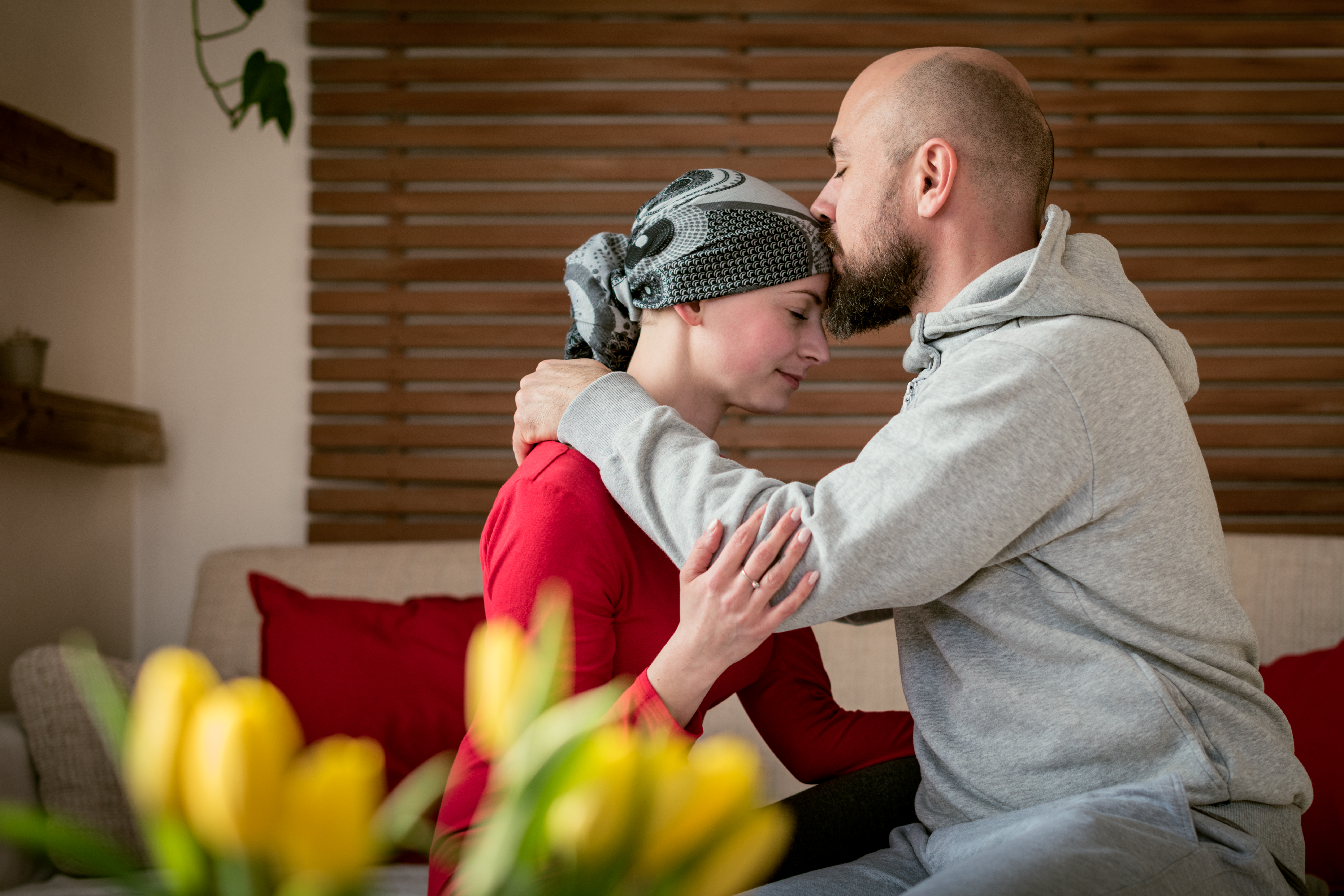 How to Support a Loved One Through Their Cancer Journey: A Guide to Empowerment and Resilience