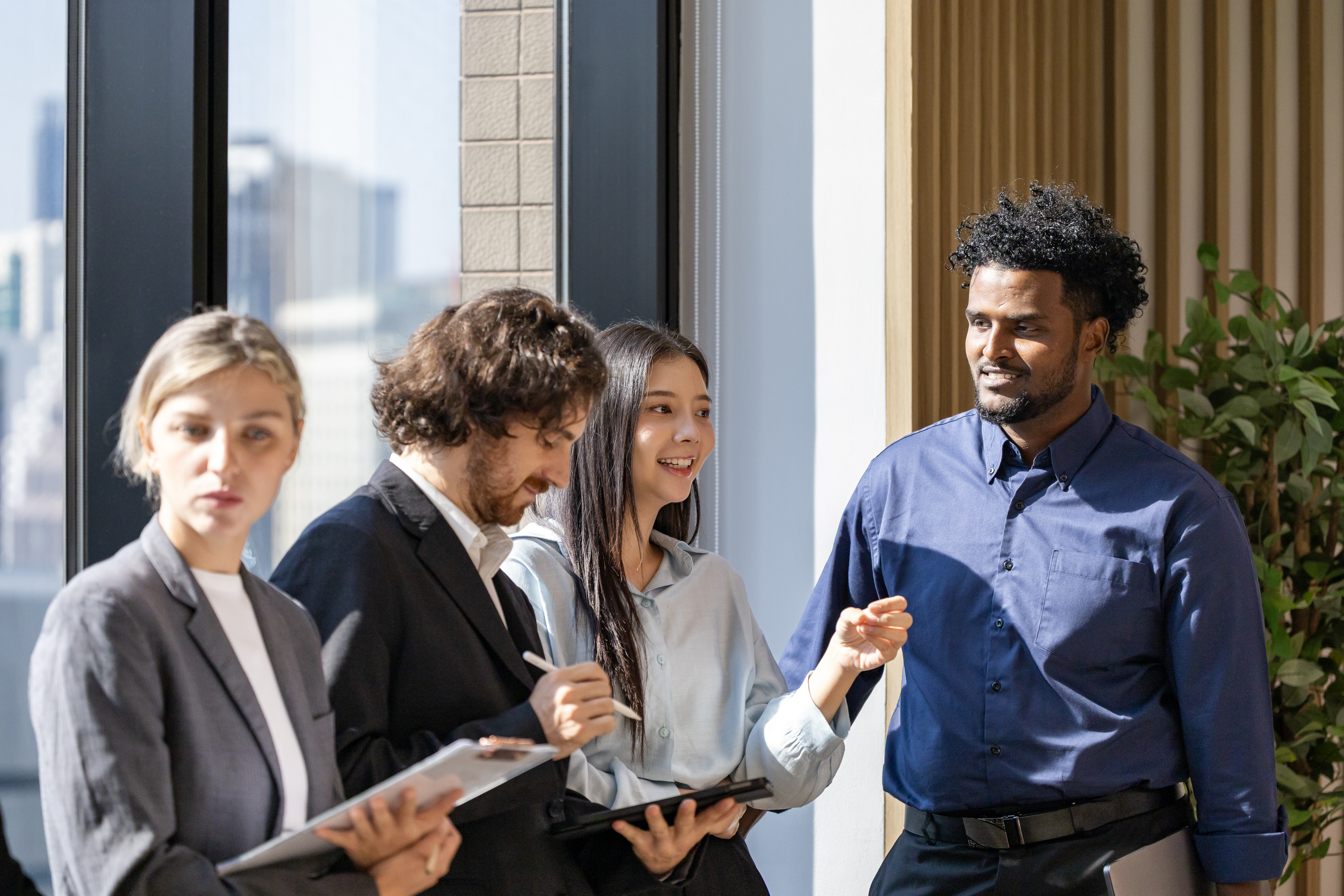 Featured image: Team of diversity business people are discussing o-045a5ac7c0ddec742cd8