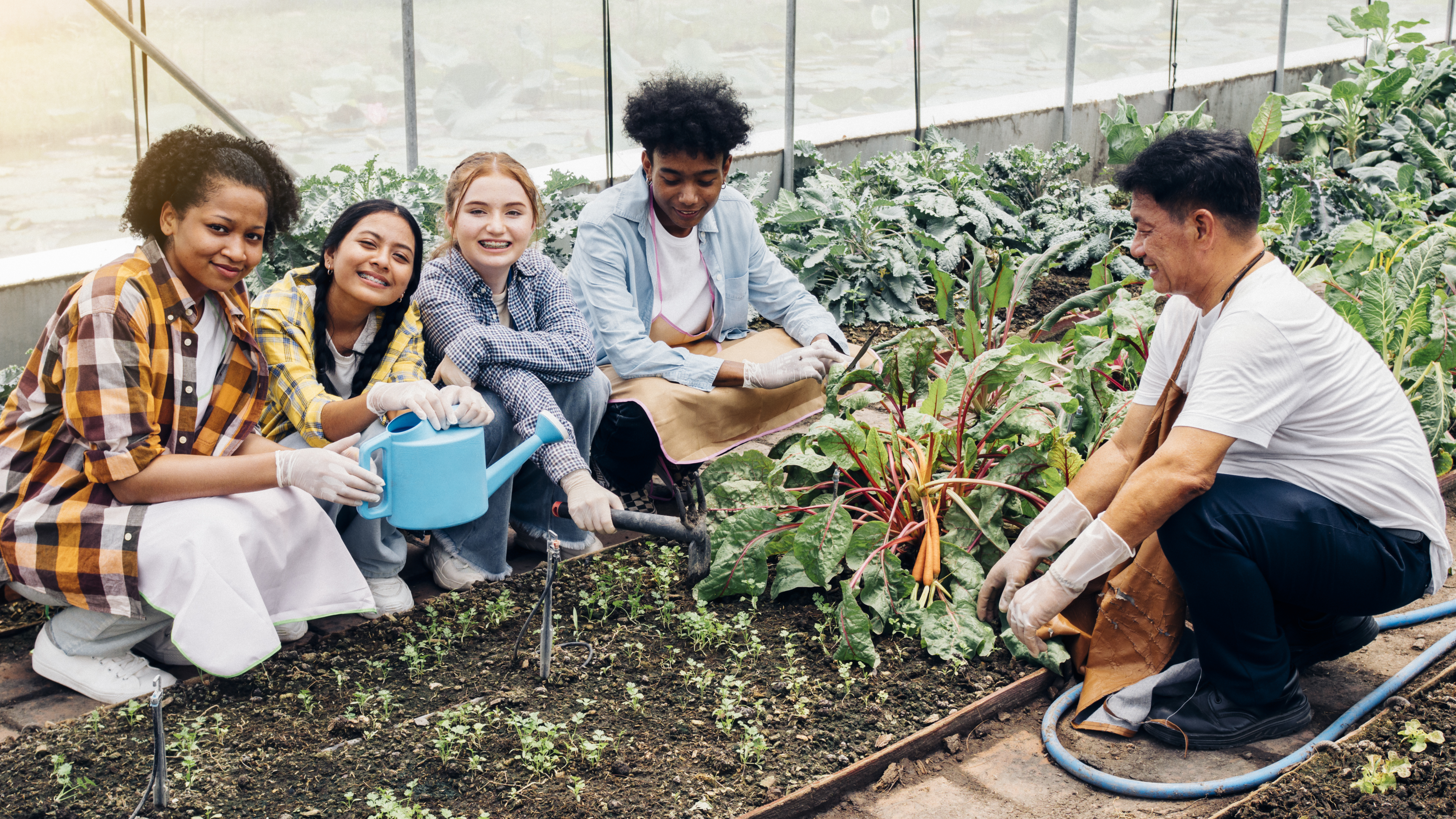 Unlocking the Secrets of Sustainable Gardening: Tips to Empower Your Green Journey Teenagers Learn About Vegetable Gardening 5a8b403d6d315f069e53