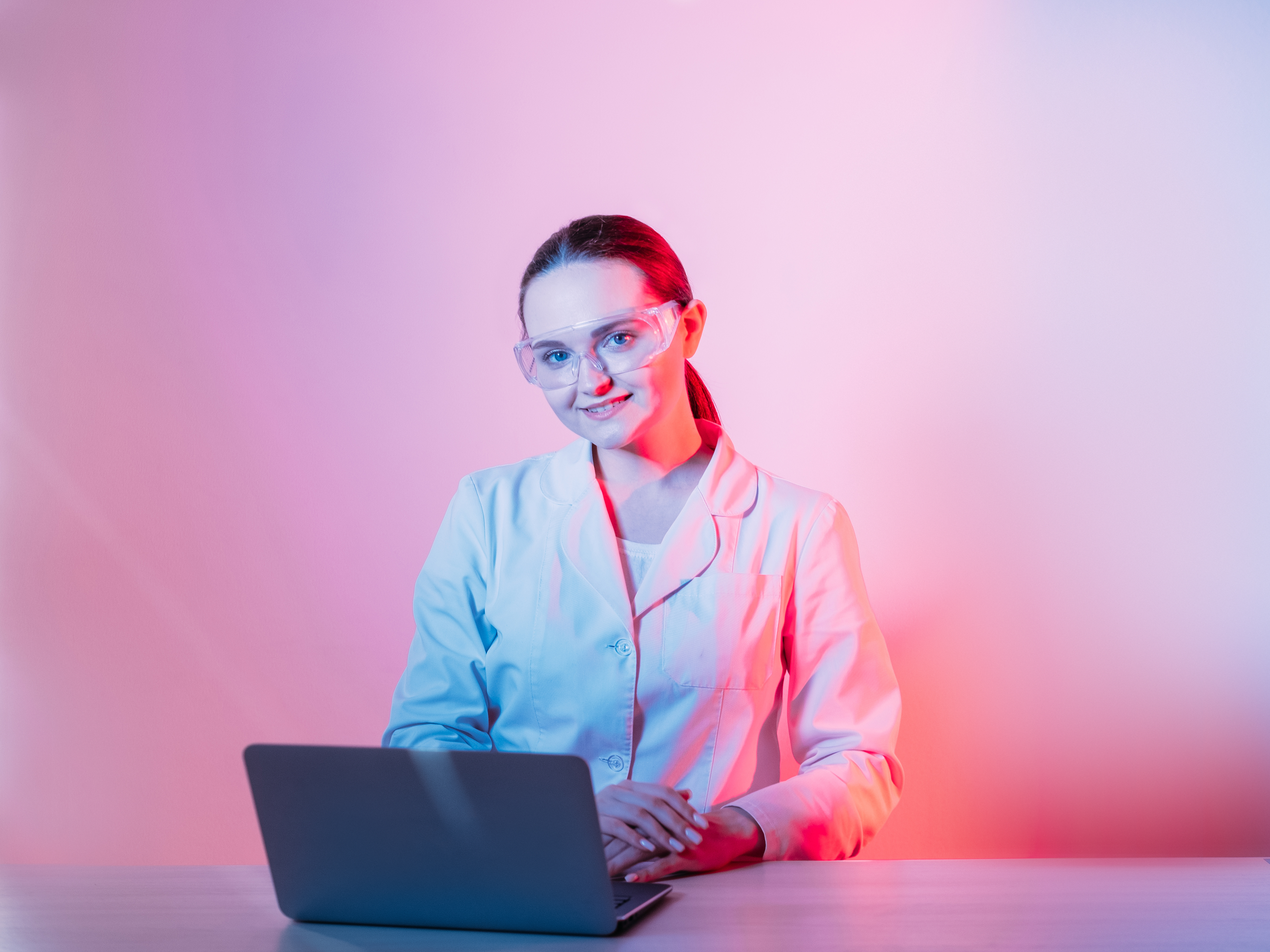 telemedicine consultation physician with laptop 8ad8b9ffb4df68673dfc