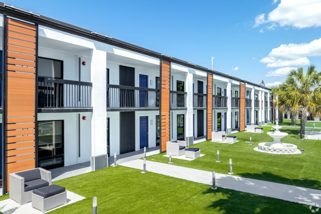 thejadewh com image 1ea980f2ca9477ca0453