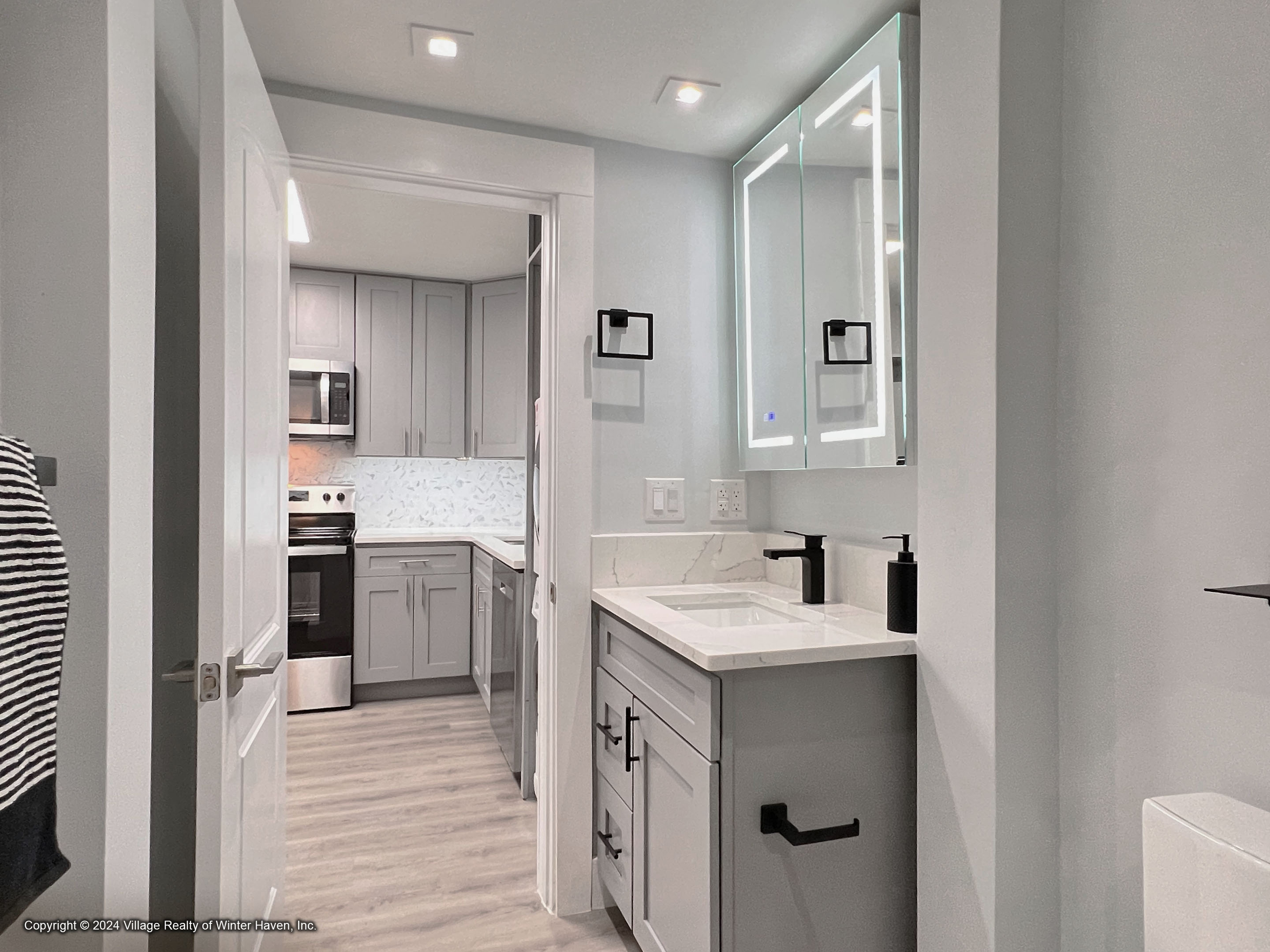 thejadewh com image 952d9f49e023a75dc9fd