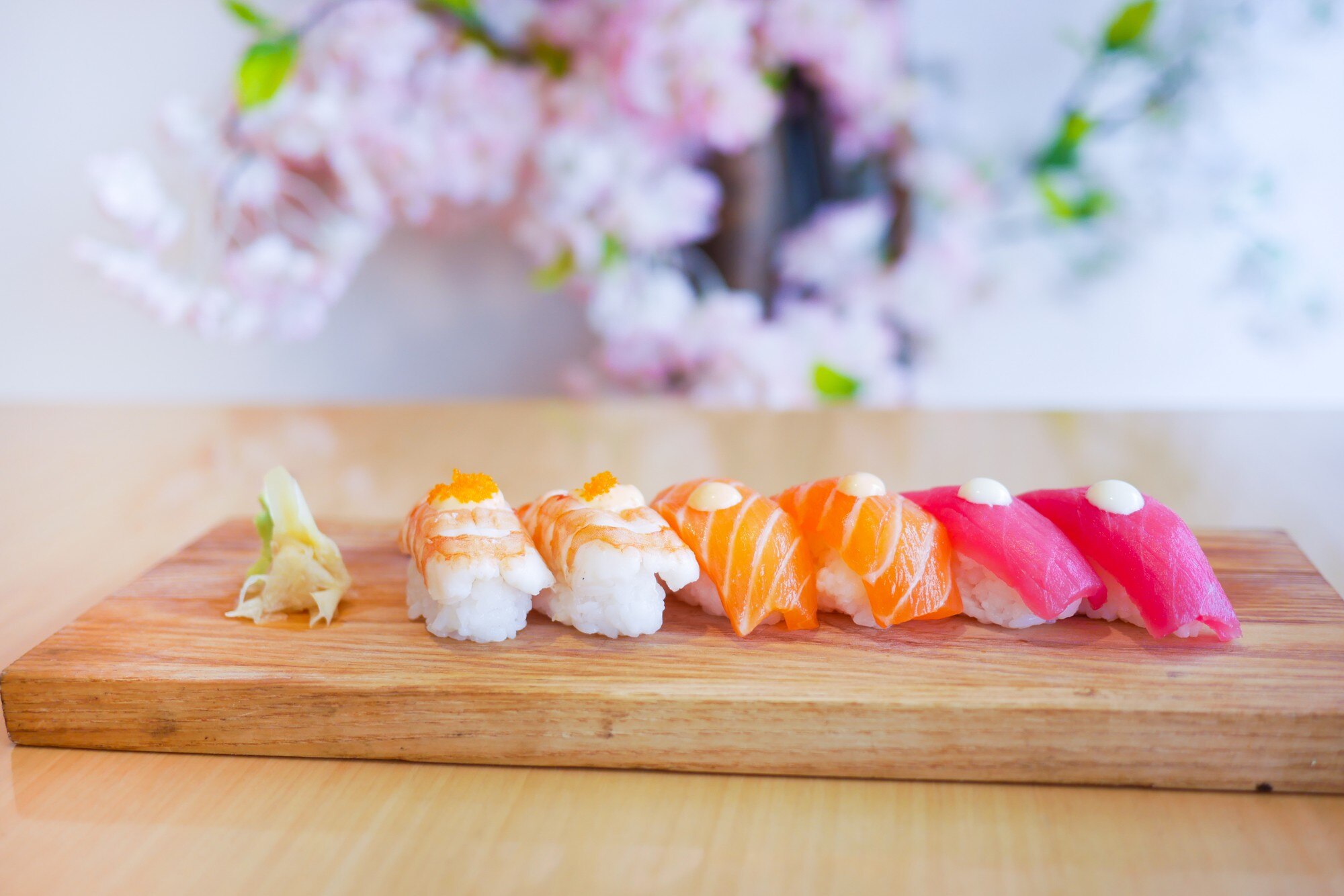 traditional japanese nigiri sushi with salmon on p 435c92969202f95f4d49