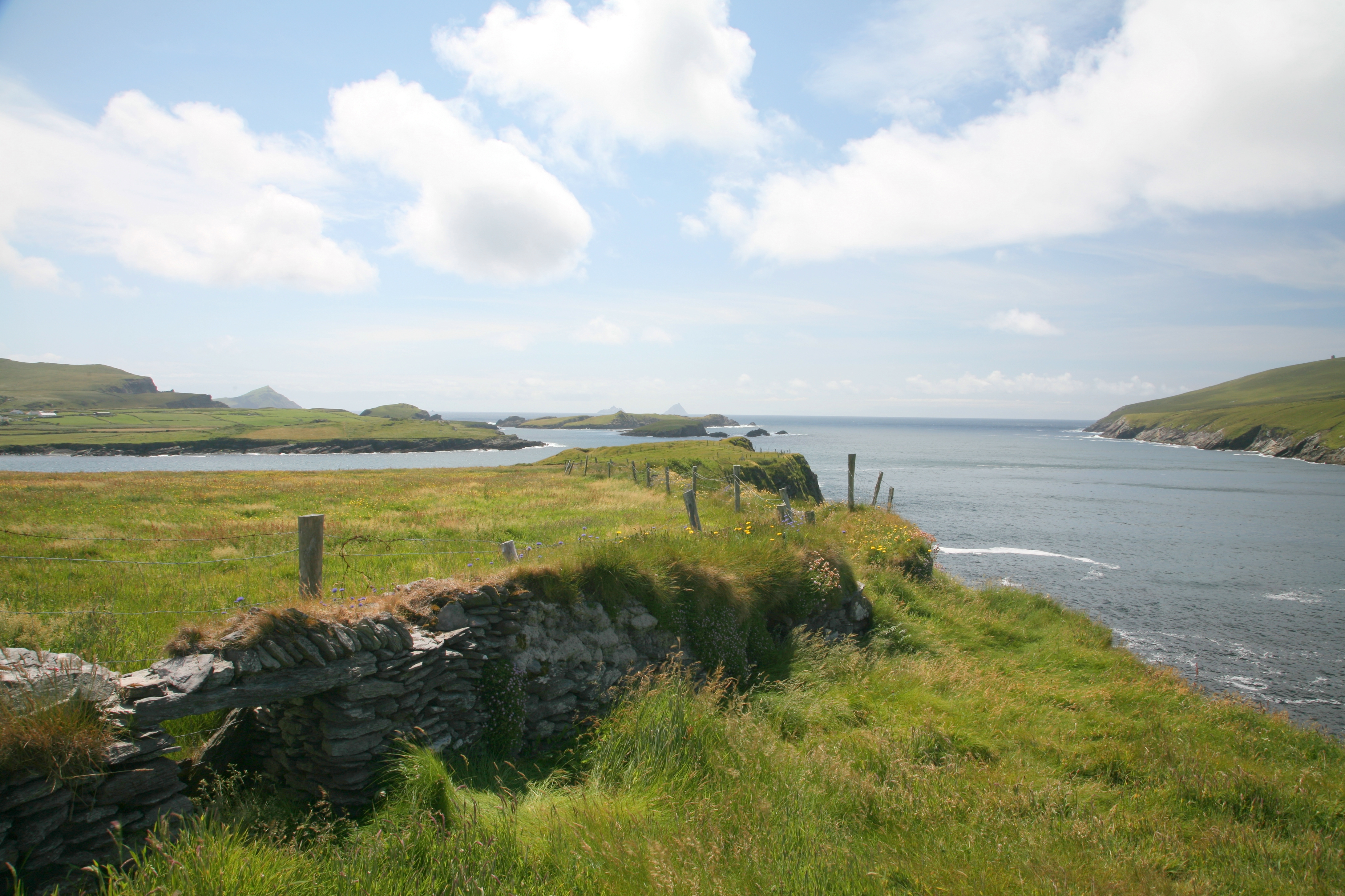Hidden History, Open Roads: Lesser‑Known UK and Ireland Sites for Your Self‑Drive Itinerary 4 valentina island coast 1 d1d3ec3ae4ead8586dfd BTOURS