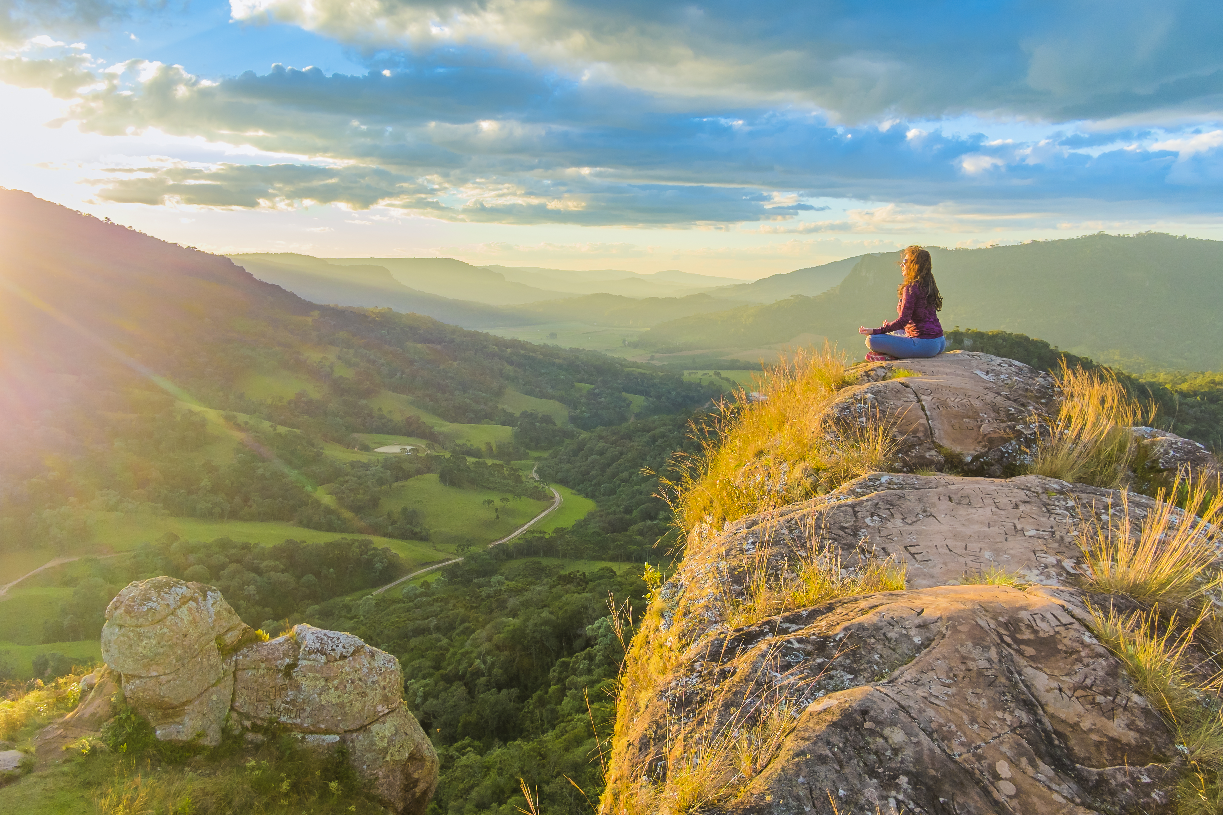 woman doing yoga on top of the mountains 6c4221b2fd6317760d67