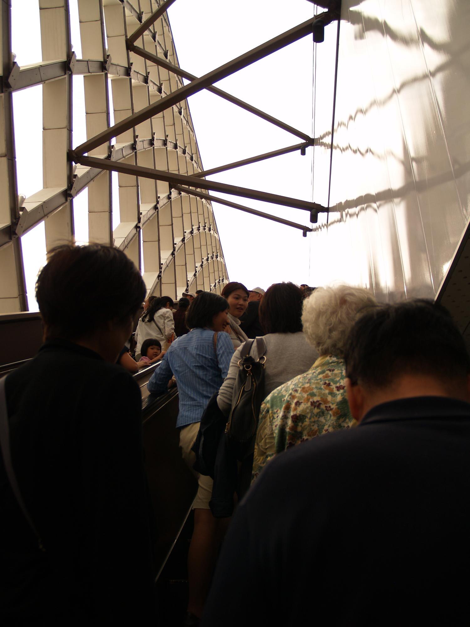 Houston Speaks in Two Languages: How Bilingual Media Is Shaping Our Community Now