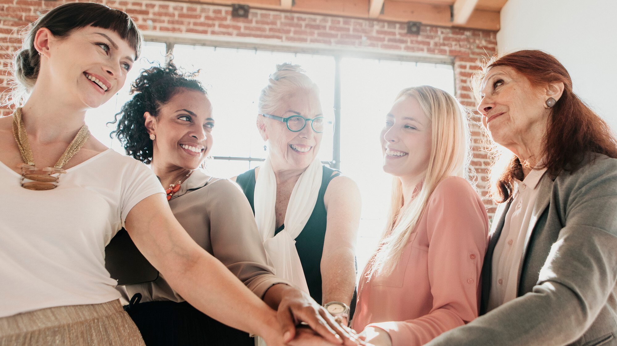 Harnessing the Power of Community: Boosting Women’s Confidence to Sell with Passion