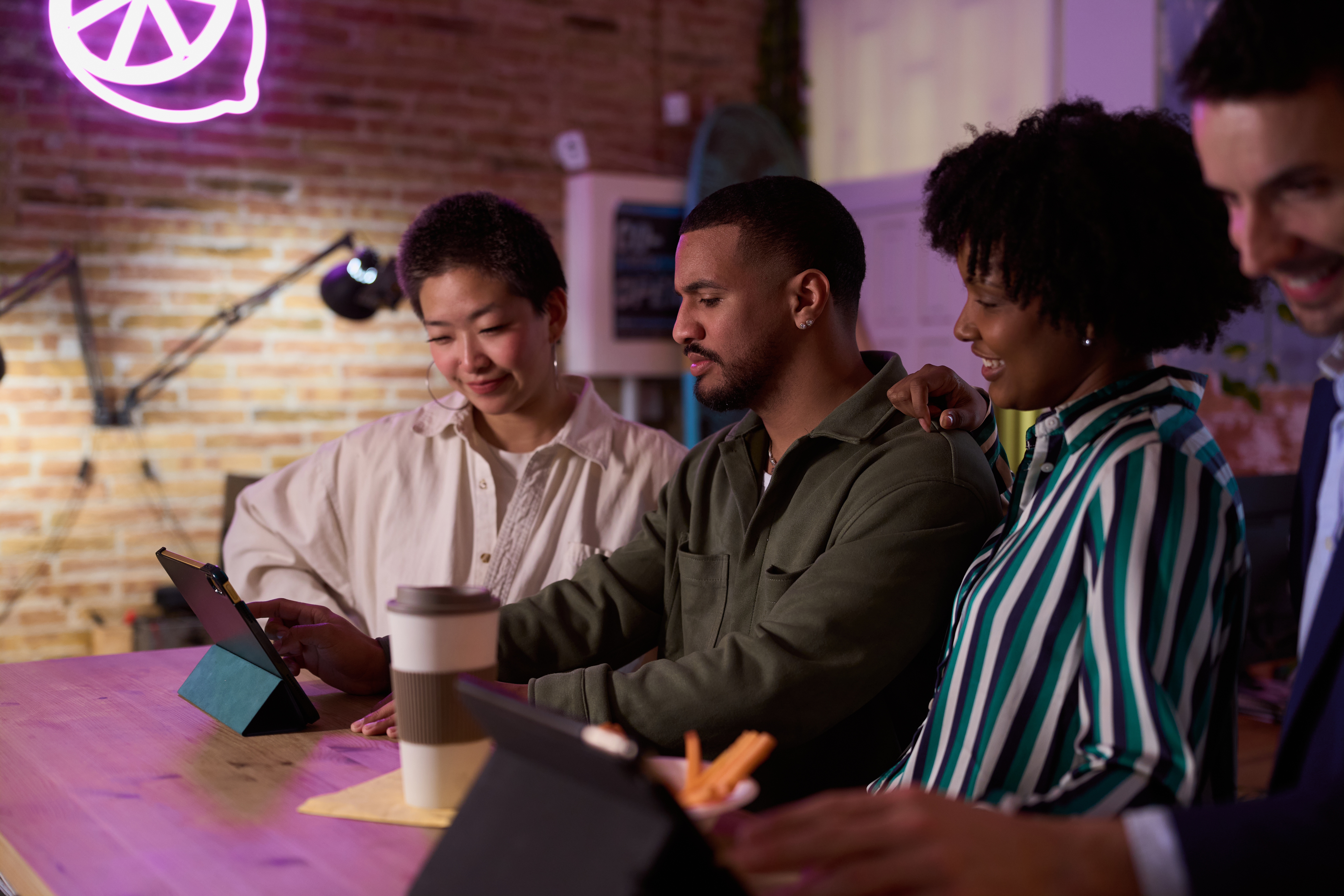 Empowering Your Sales Journey: Embrace Digital Resources for Growth