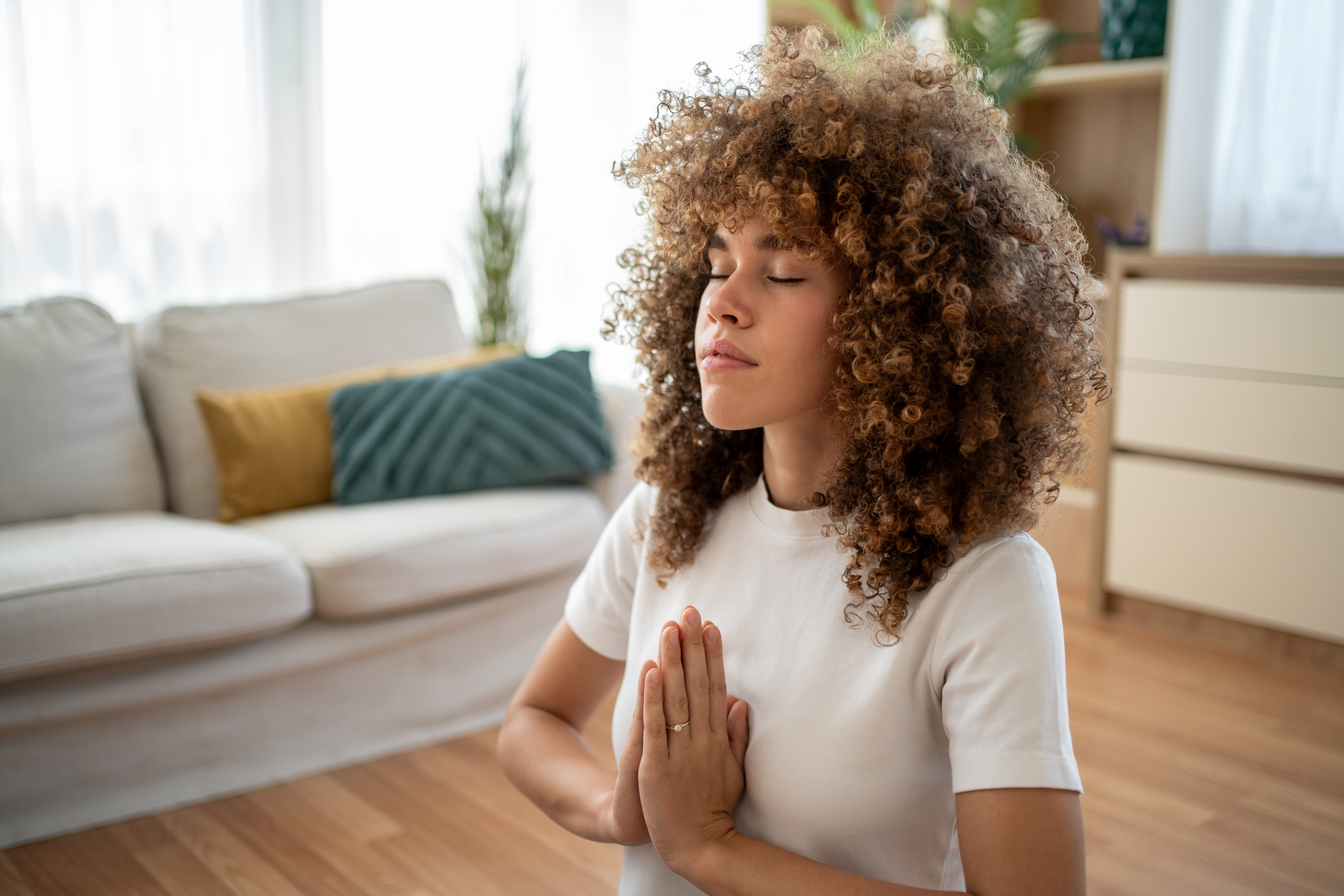 Unlock Your Potential: How Hypnosis Supports Personal and Professional Growth